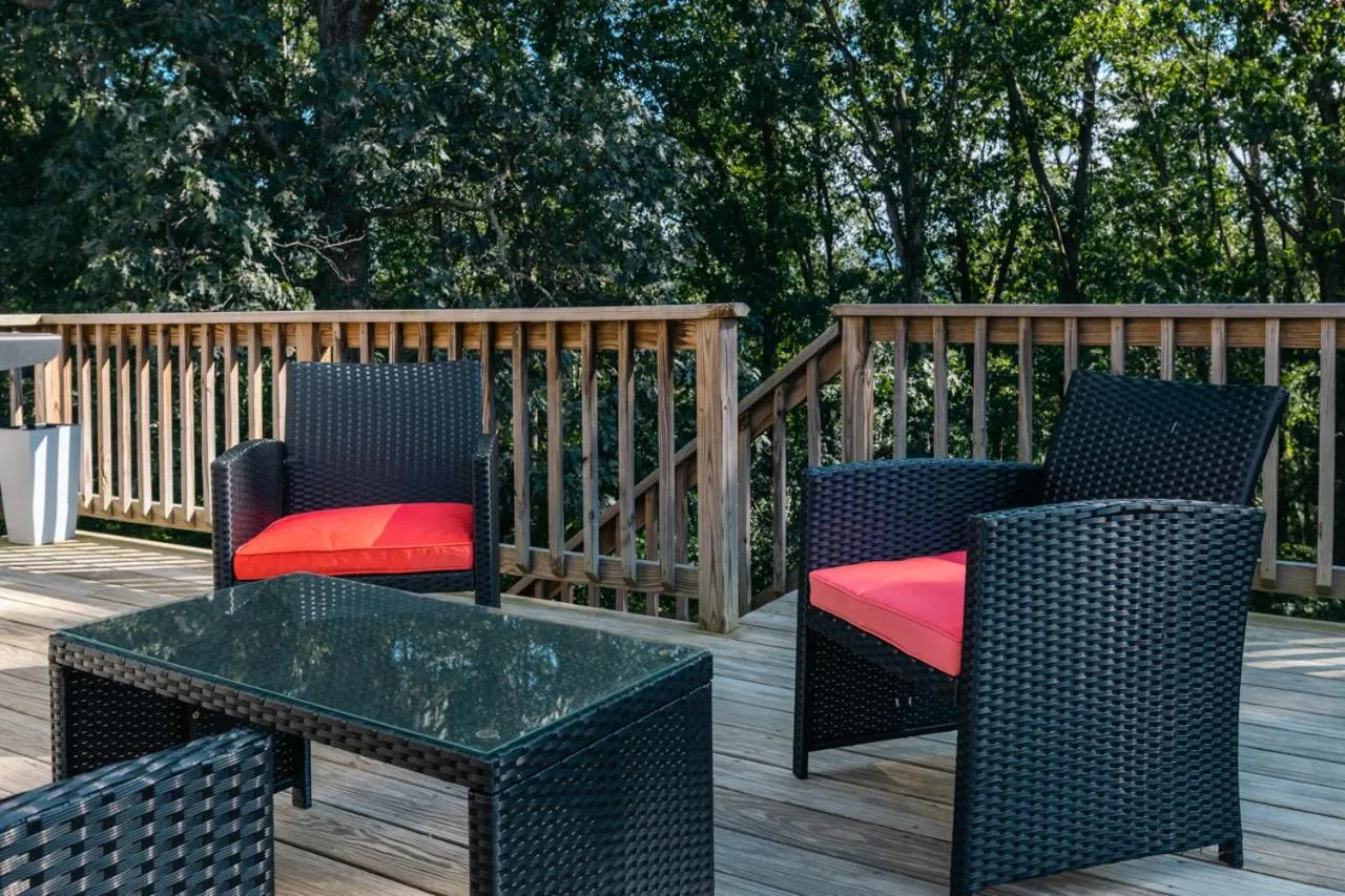 Waynesboro home near Wintergreen Charlottesville