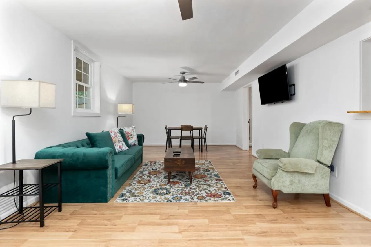 Waynesboro home near Wintergreen Charlottesville