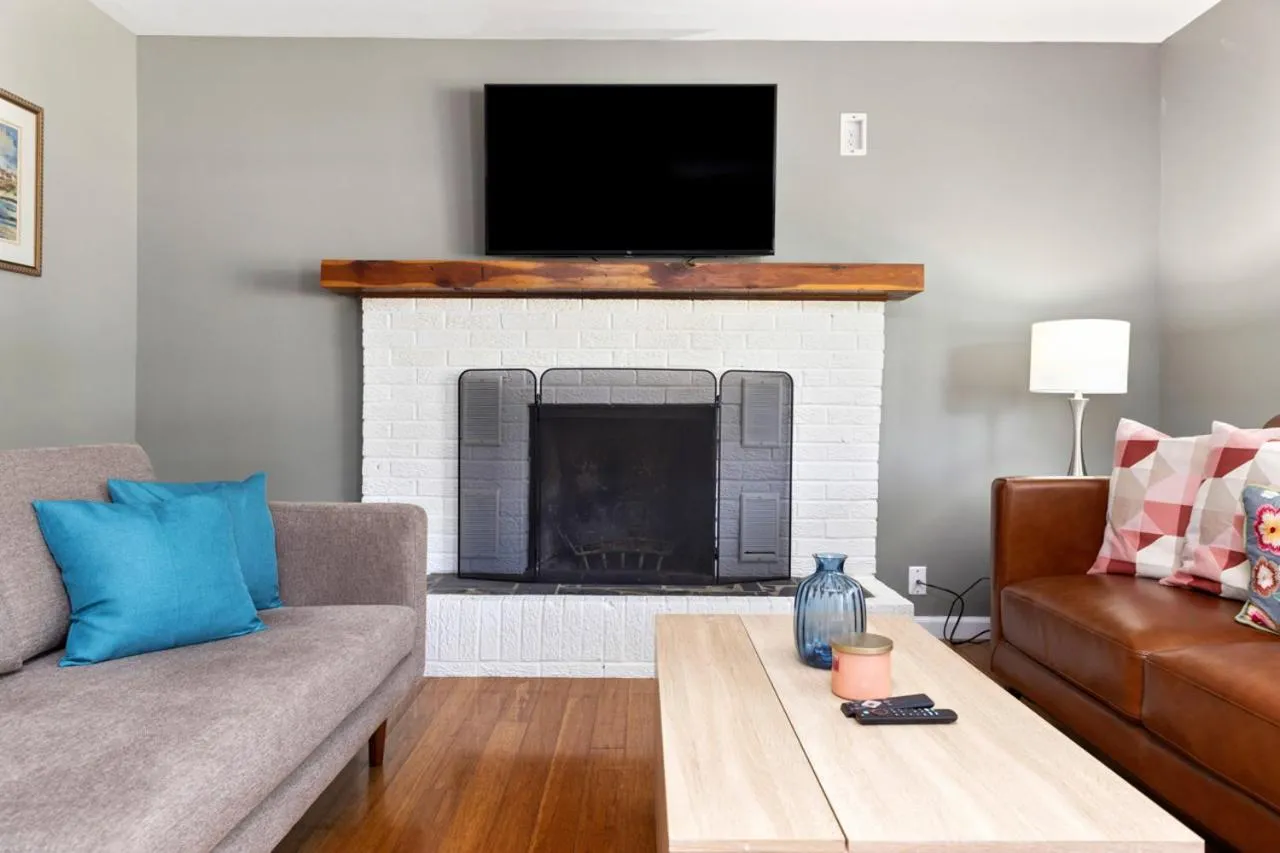 Waynesboro home near Wintergreen Charlottesville