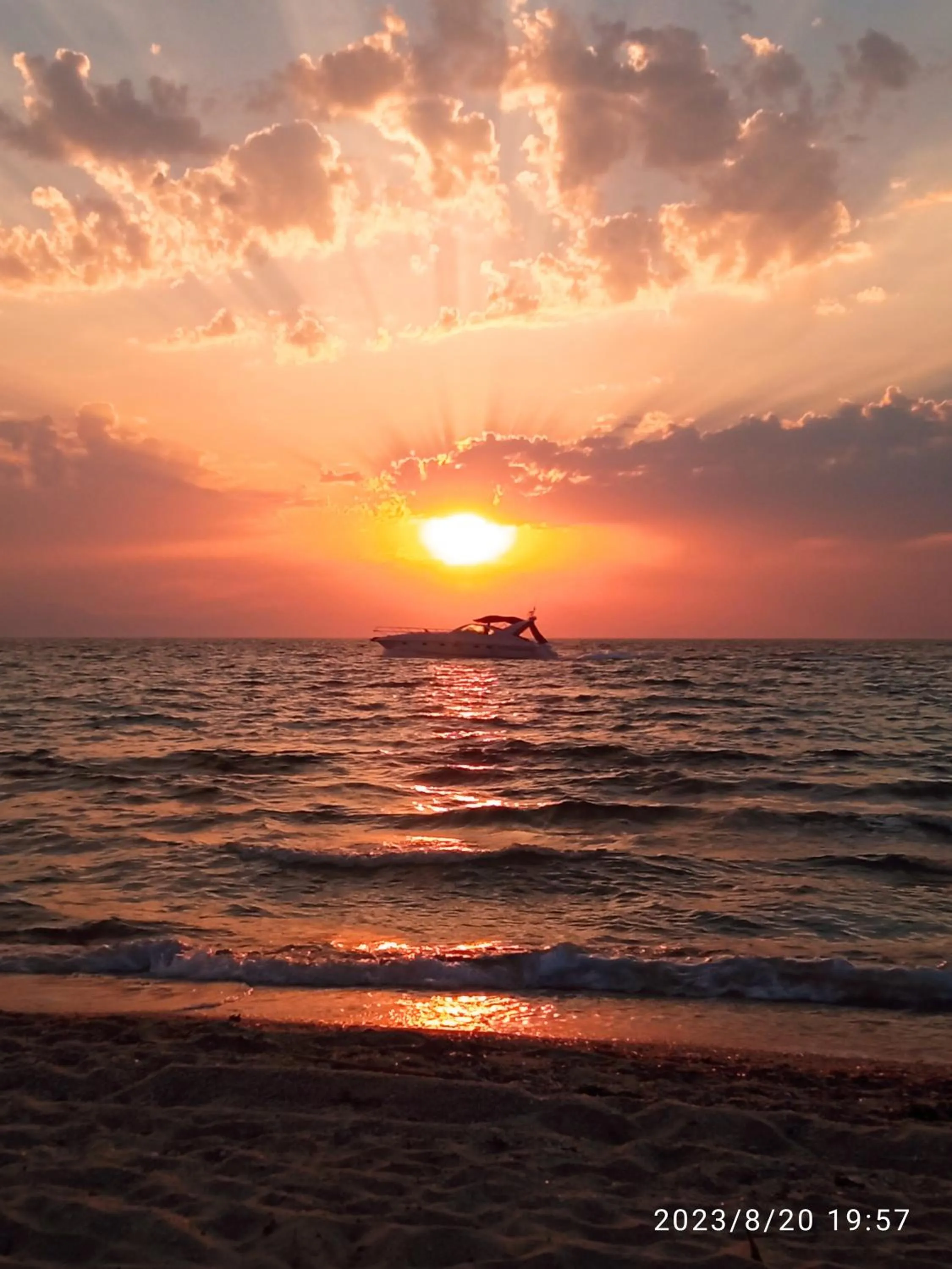 Sunset in Aurora Suites
