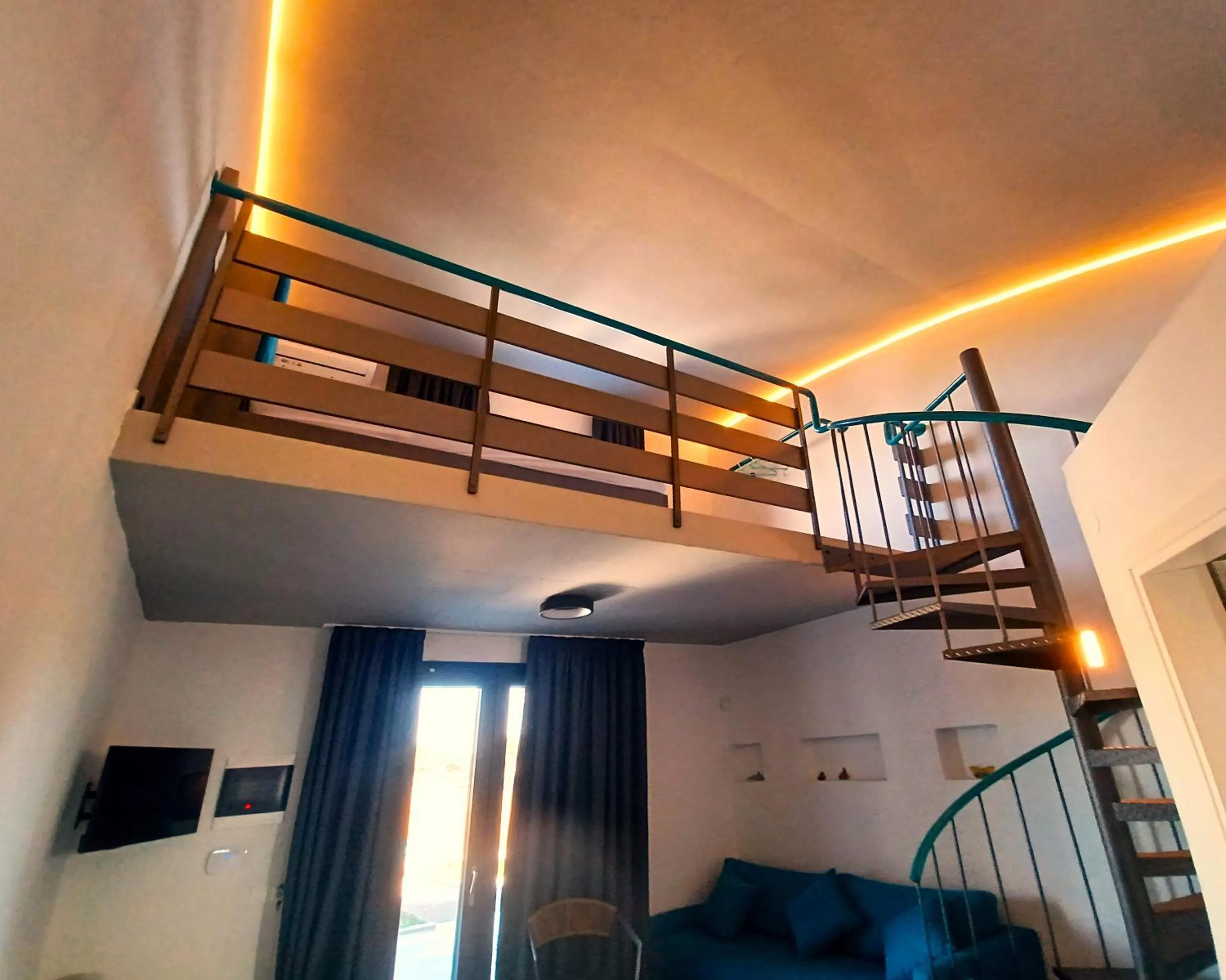 TV and multimedia in Aurora Suites