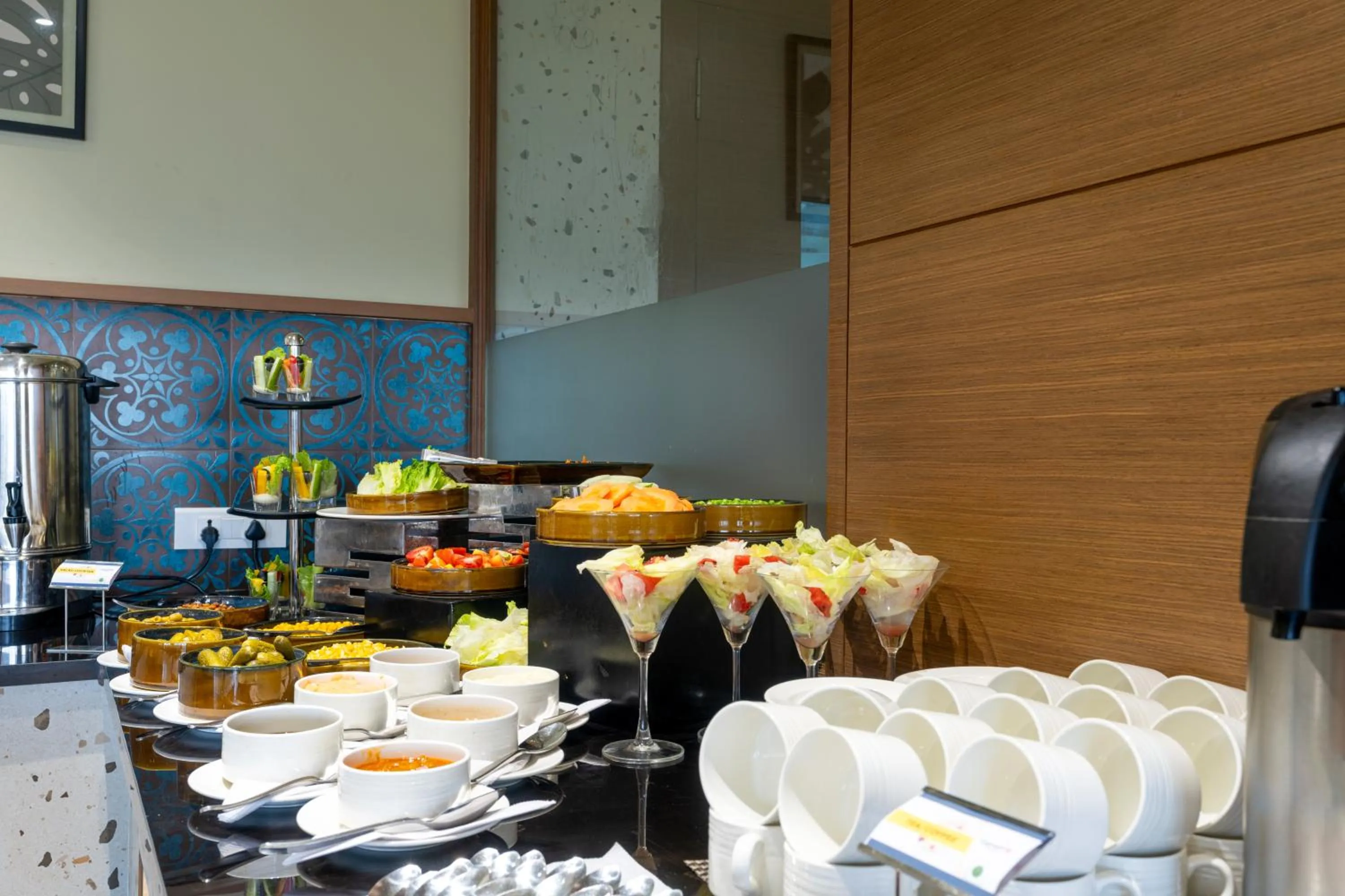 Restaurant/places to eat in Cygnett Inn Imperial Tezpur