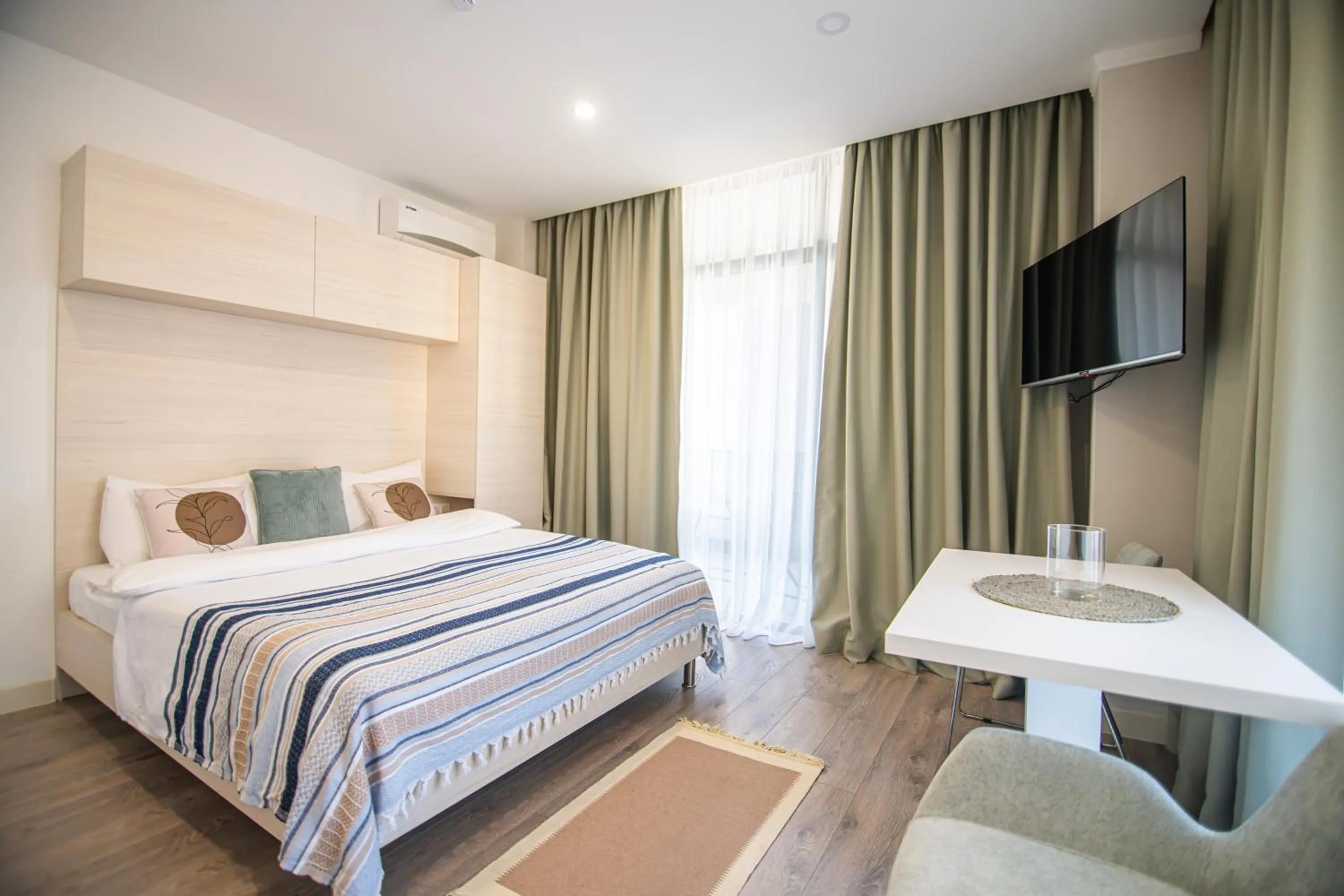 Bedroom, Bed in Green Side Apart Hotel