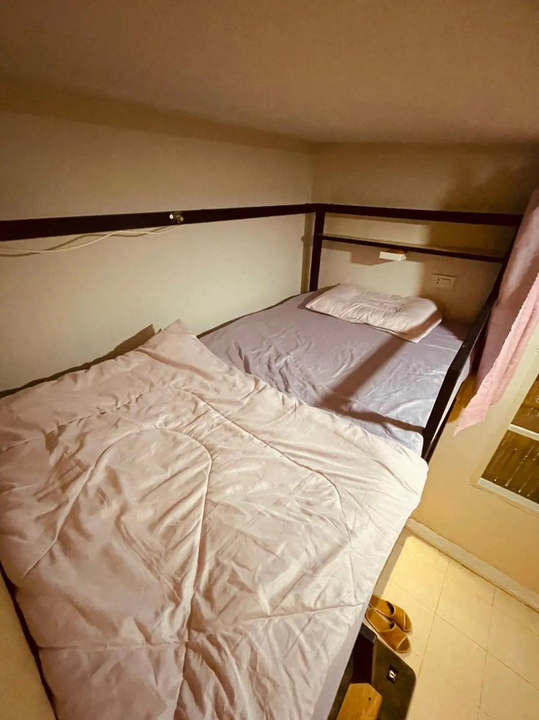 Photo of the whole room in Hostel Baan Ichi （一番庵）