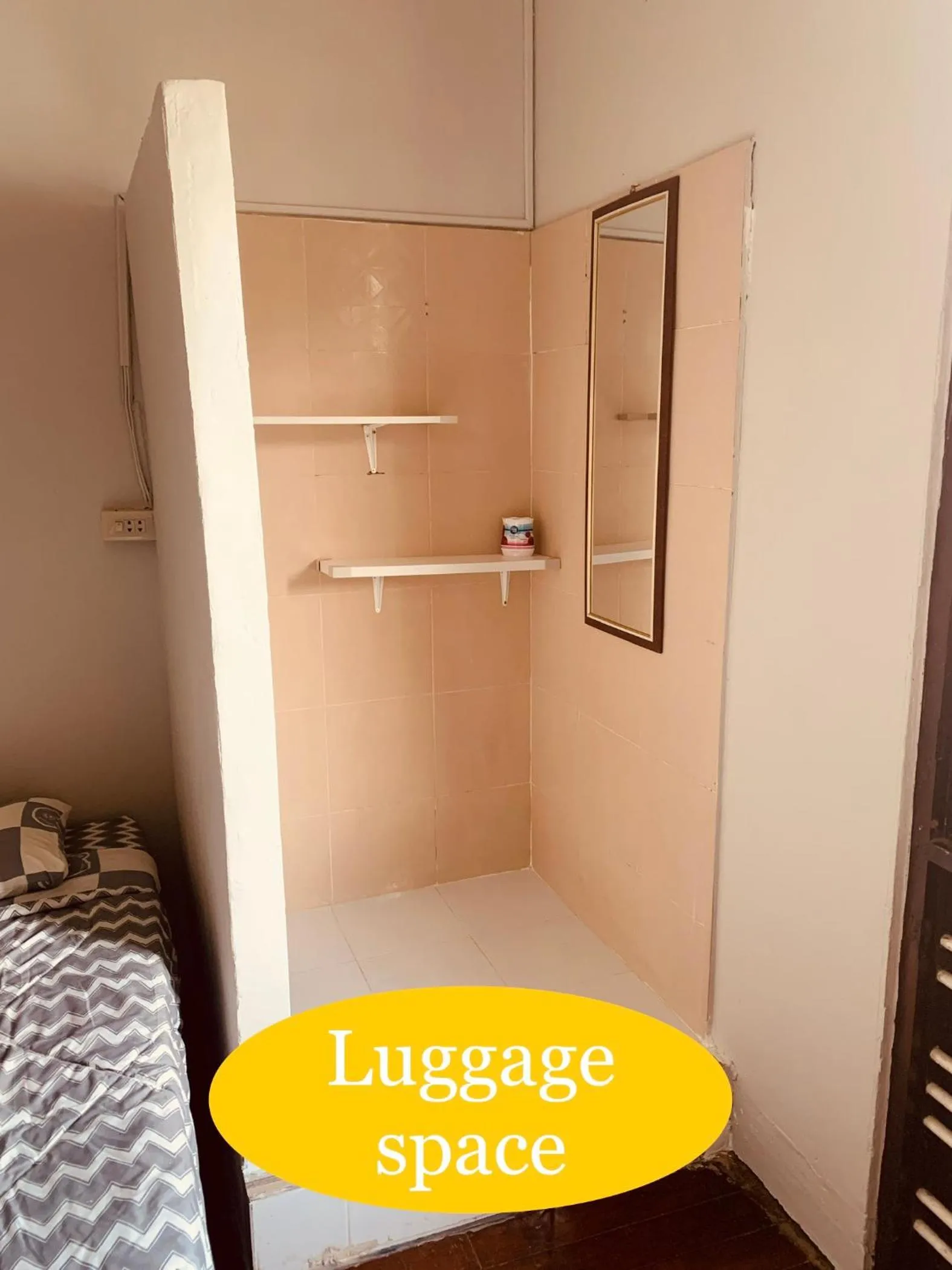 Photo of the whole room in Hostel Baan Ichi （一番庵）