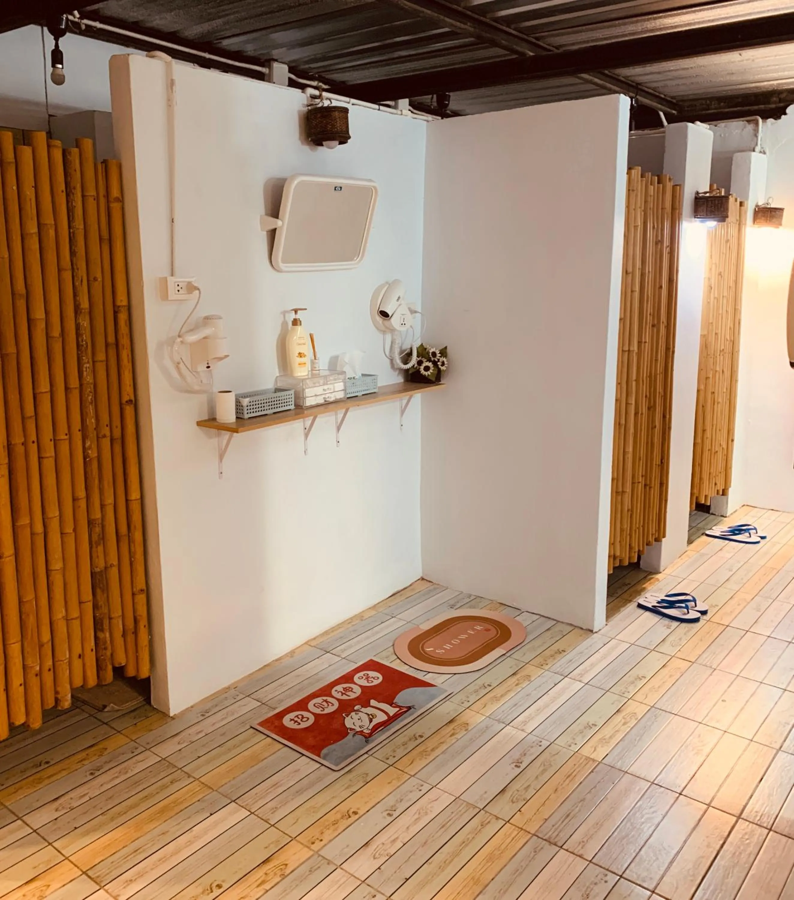 Shower in Hostel Baan Ichi （一番庵）