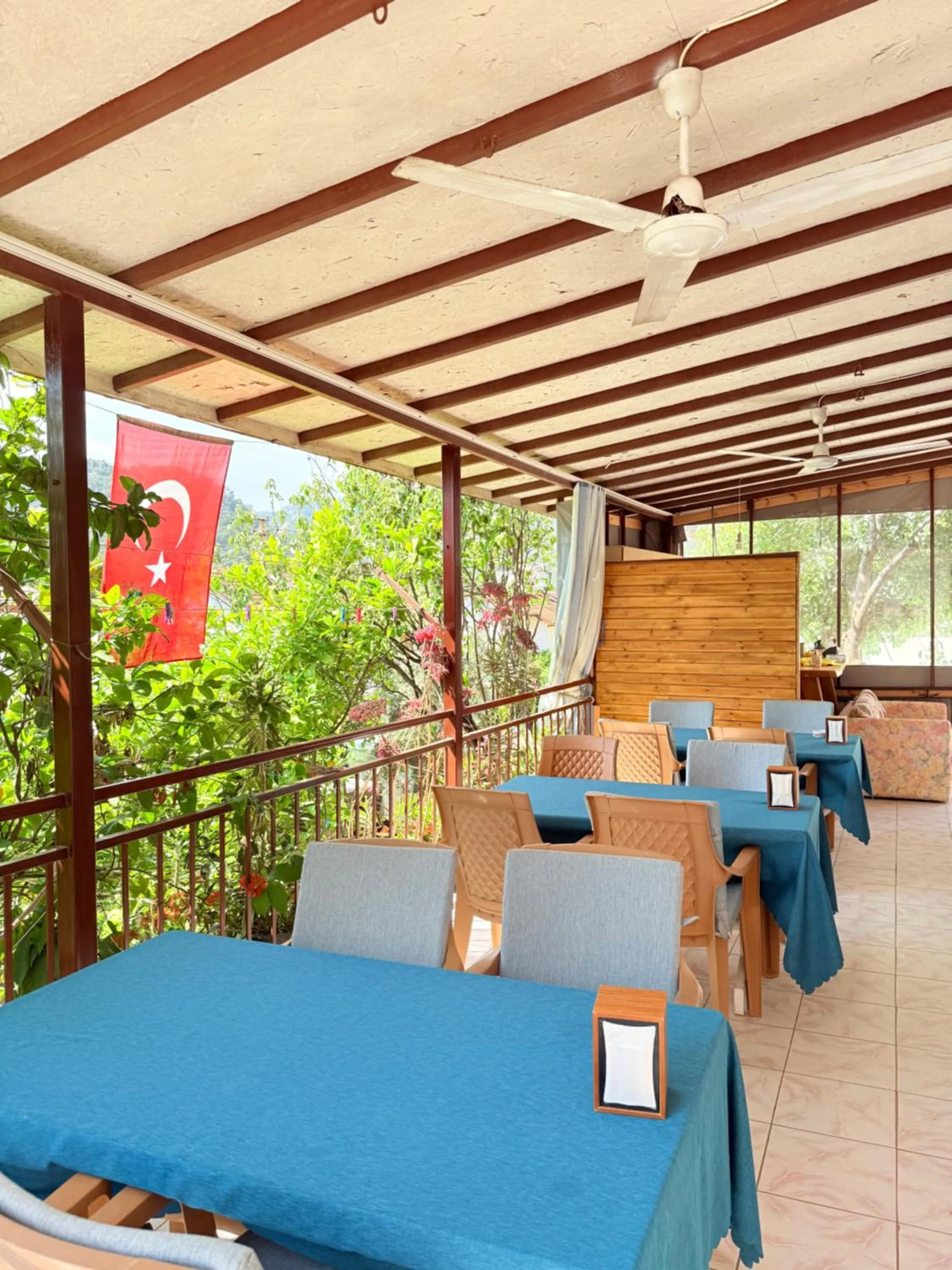 Restaurant/places to eat in Gelidonya Pansiyon