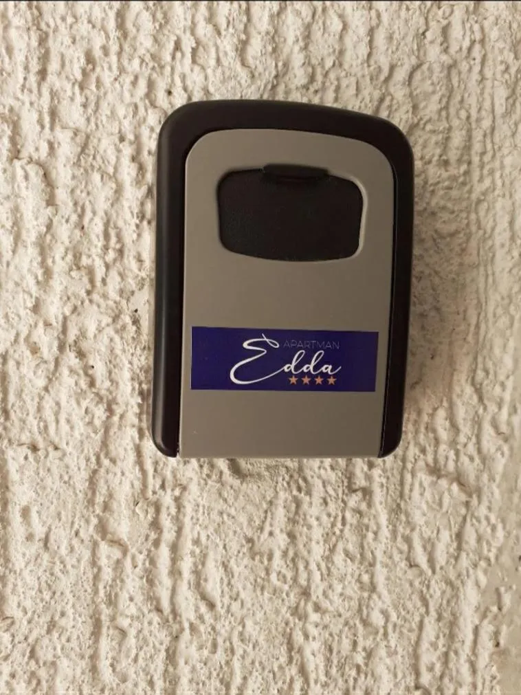 APARTMAN EDDA ****
