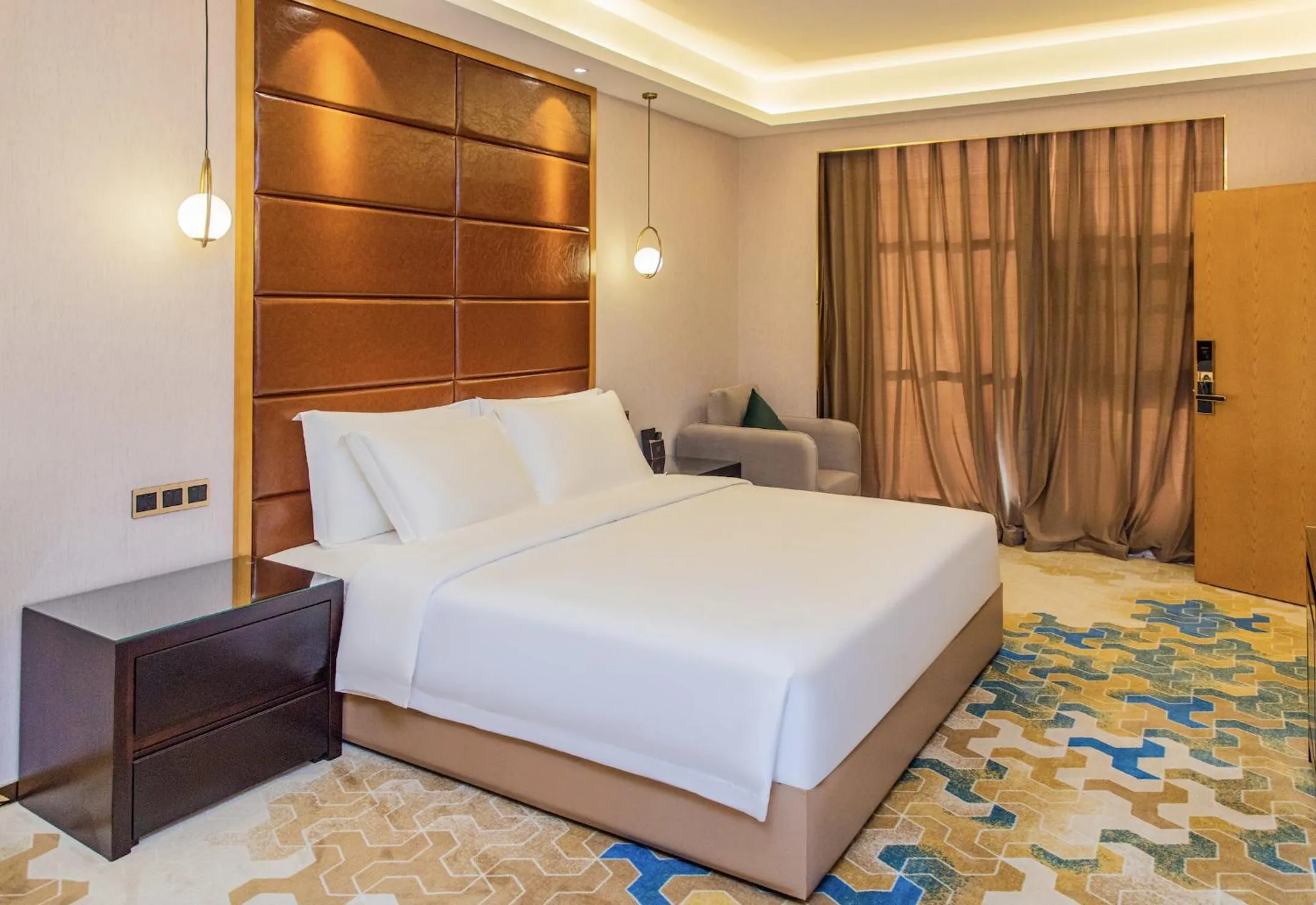 Photo of the whole room, Bed in The Venetian Hotel