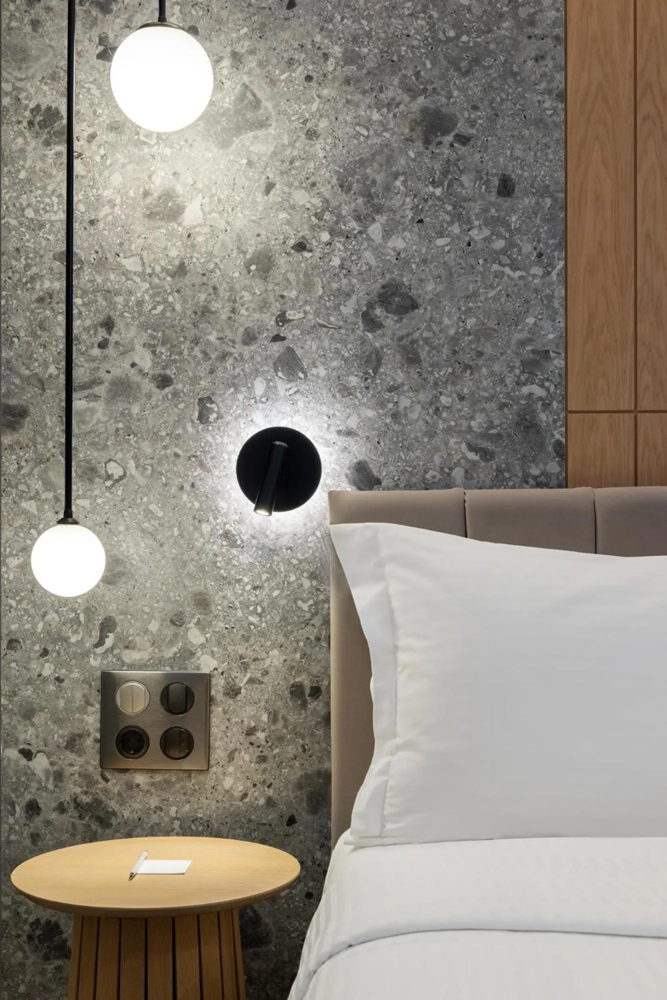 Bedroom, Bed in Hilton Garden Inn Athens Syggrou Avenue