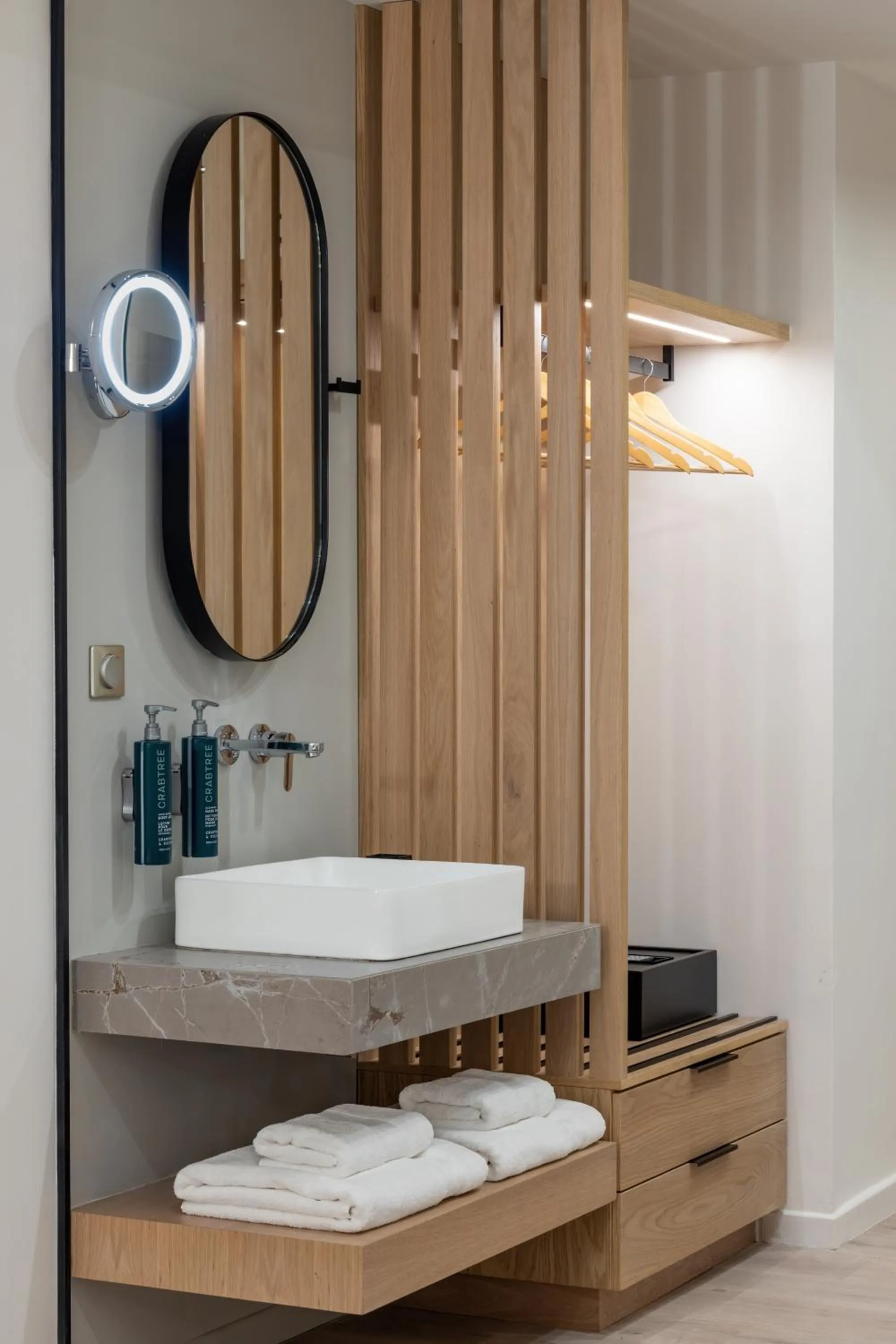 Bathroom in Hilton Garden Inn Athens Syggrou Avenue