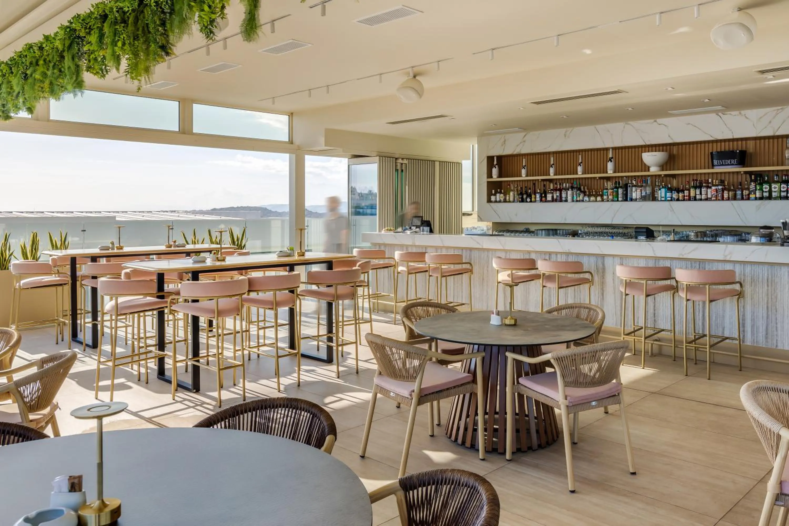 Restaurant/places to eat in Hilton Garden Inn Athens Syggrou Avenue