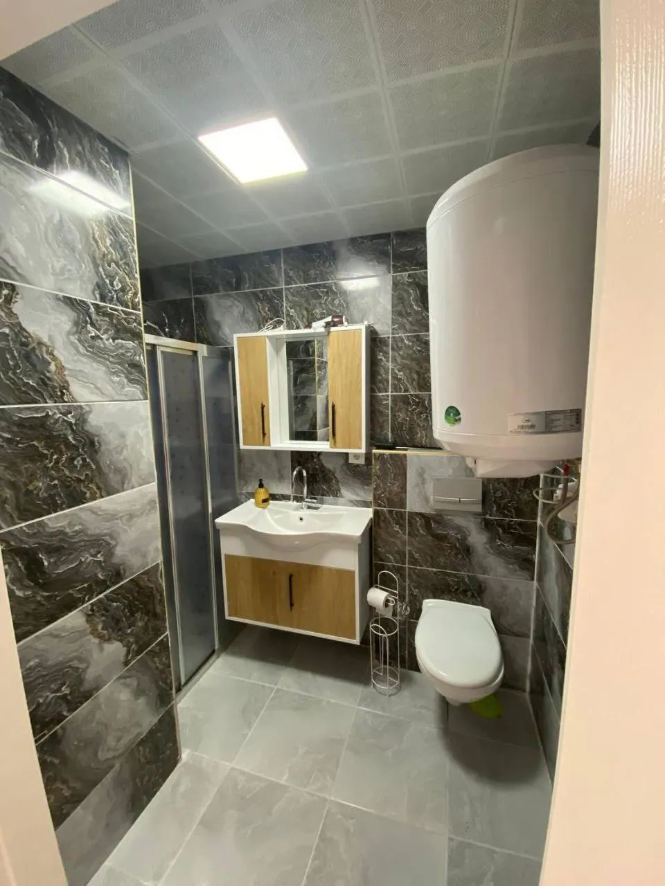 Shower in UPART FLATS