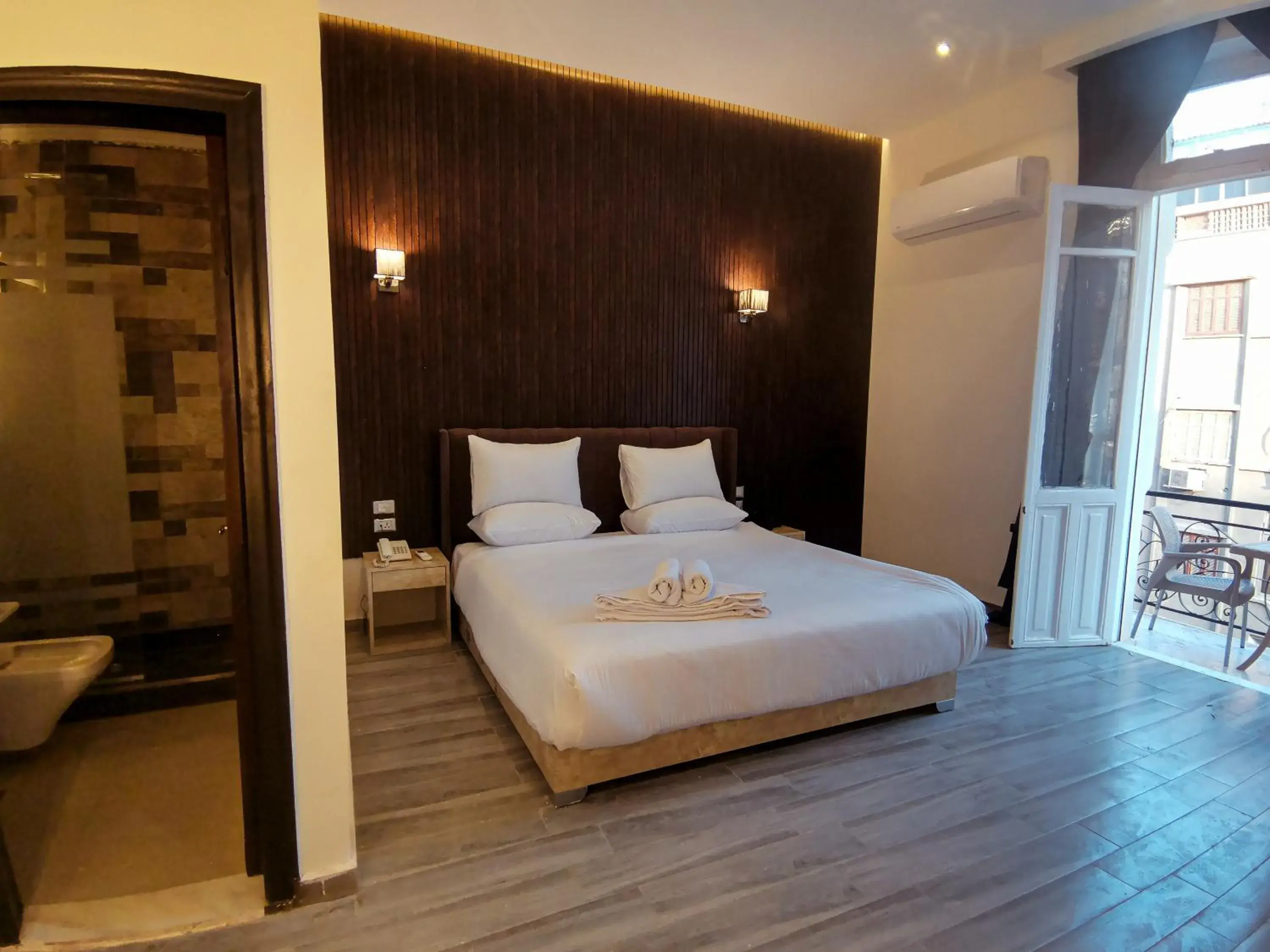 Deluxe Double Room in Tourist Palace Hotel Deluxe Double Room in Tourist Palace Hotel