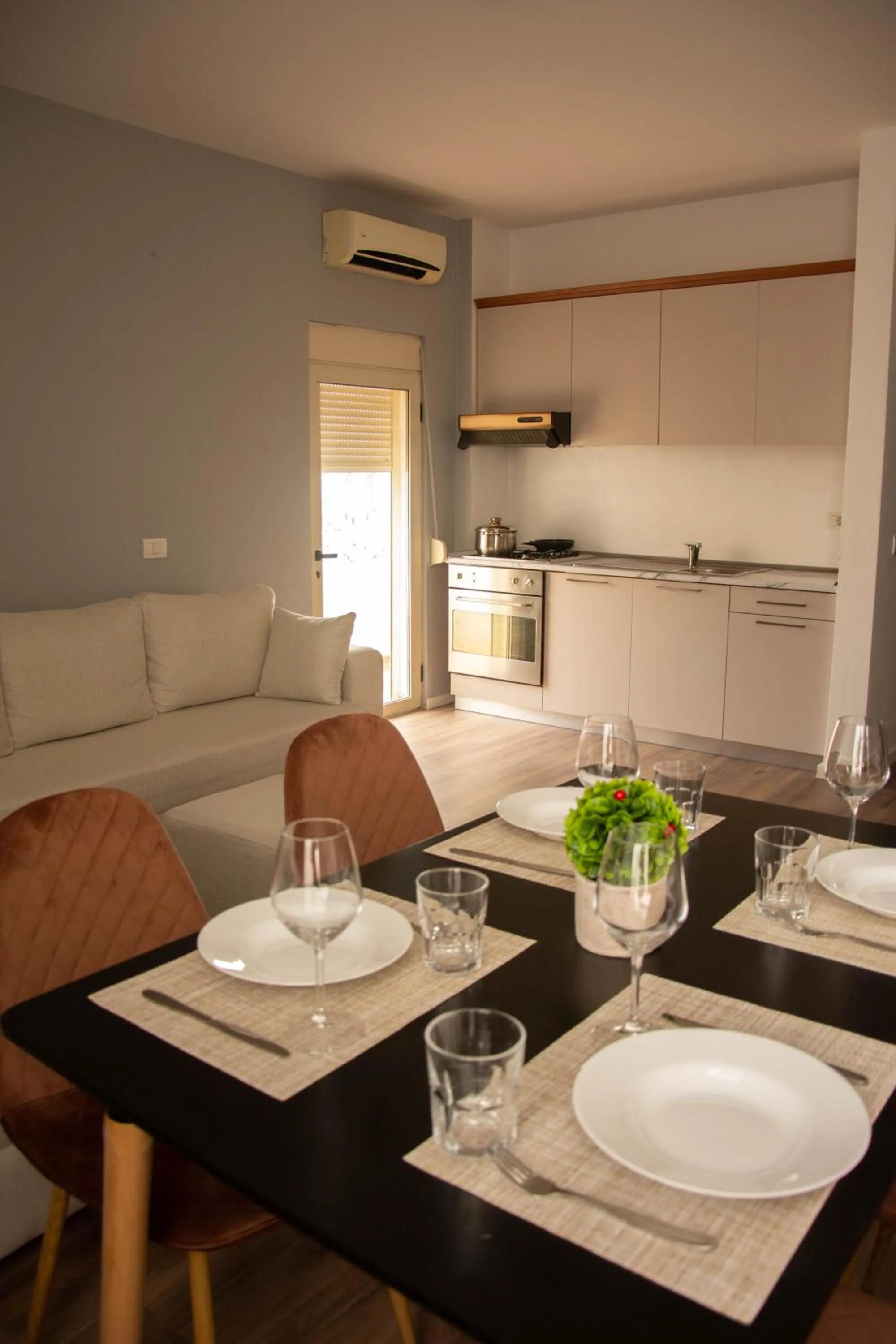 Balcony/Terrace in Wave Beachfront Apartments