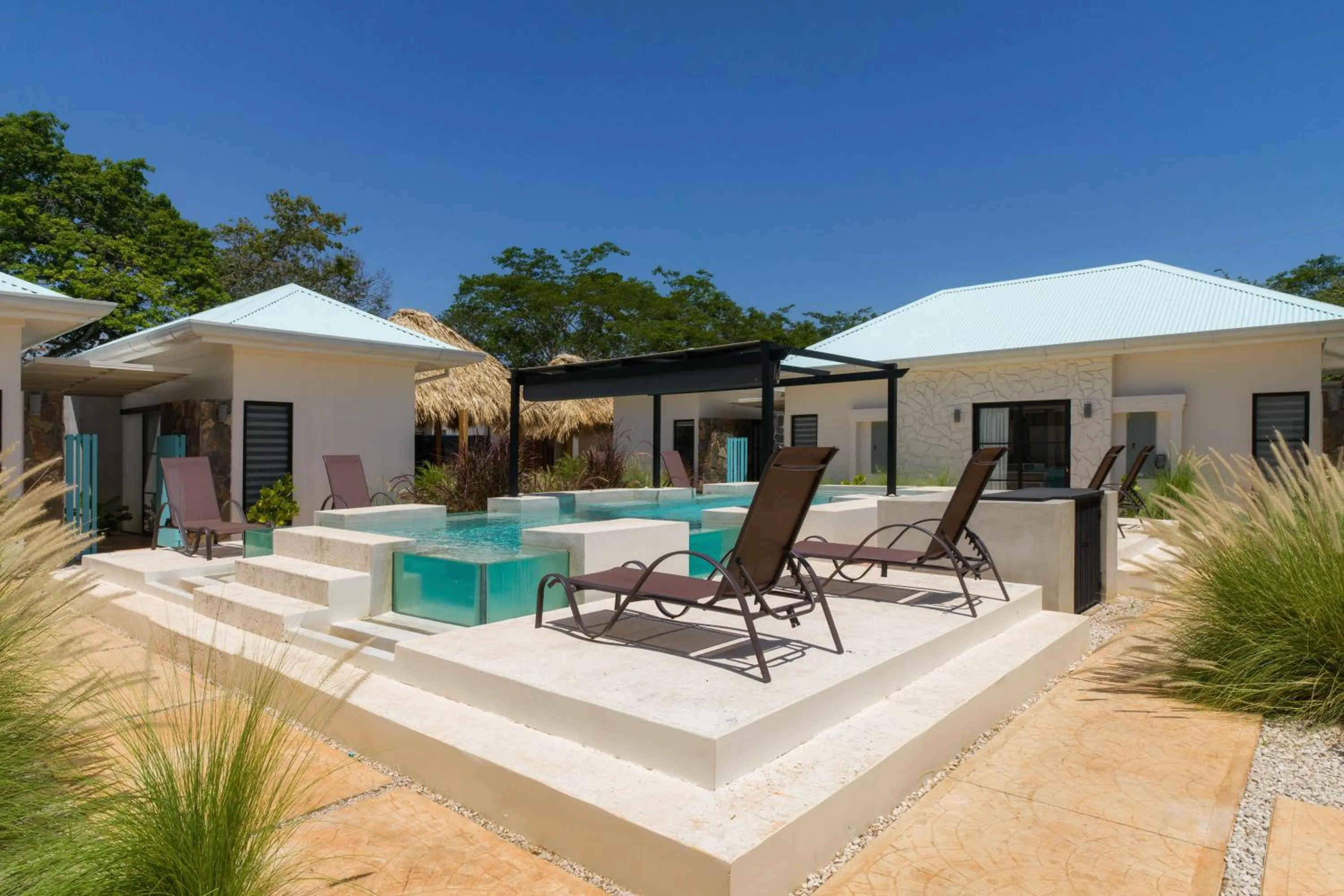 Property building in Villas VR Beachwalk Avellanas