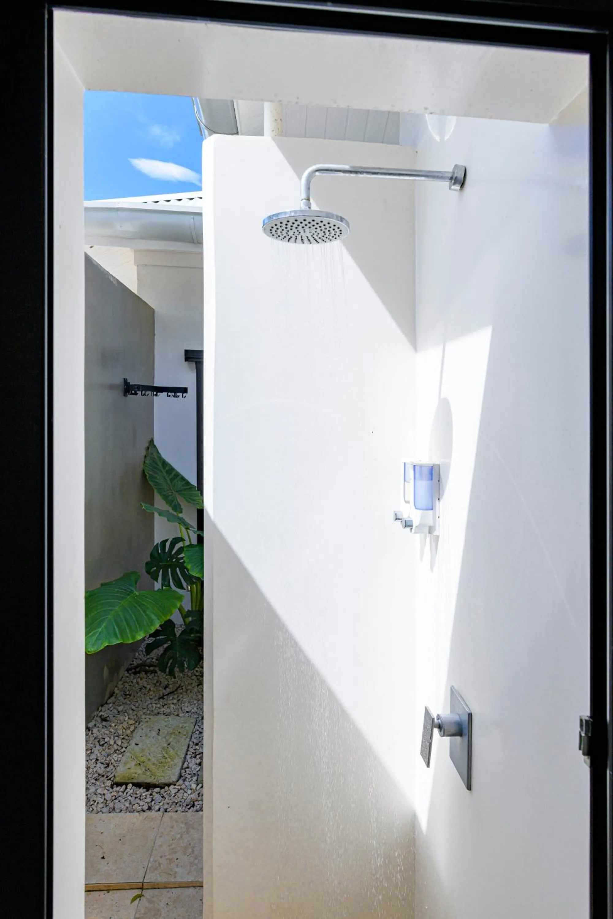 Shower in Villas VR Beachwalk Avellanas