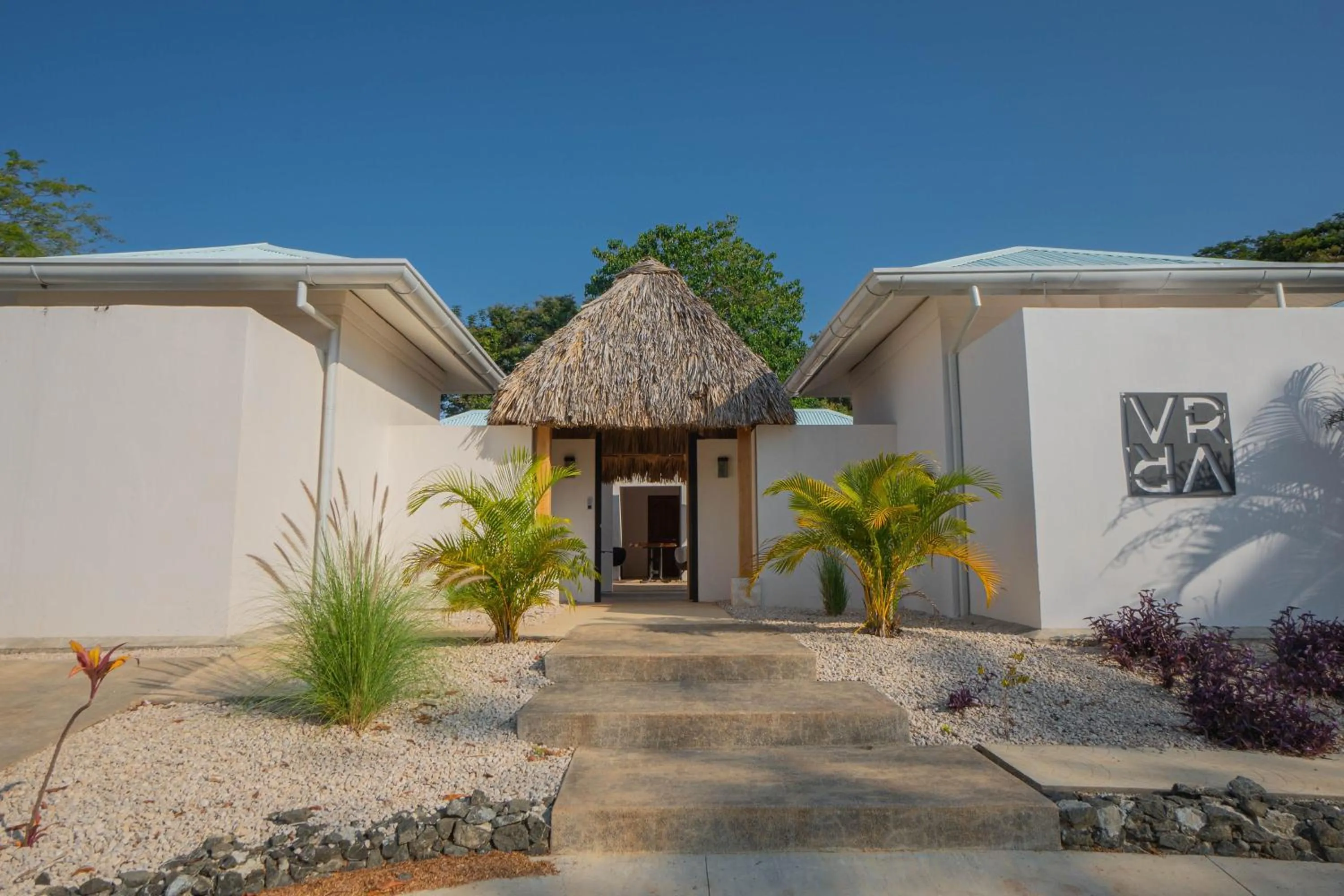 Property building in Villas VR Beachwalk Avellanas