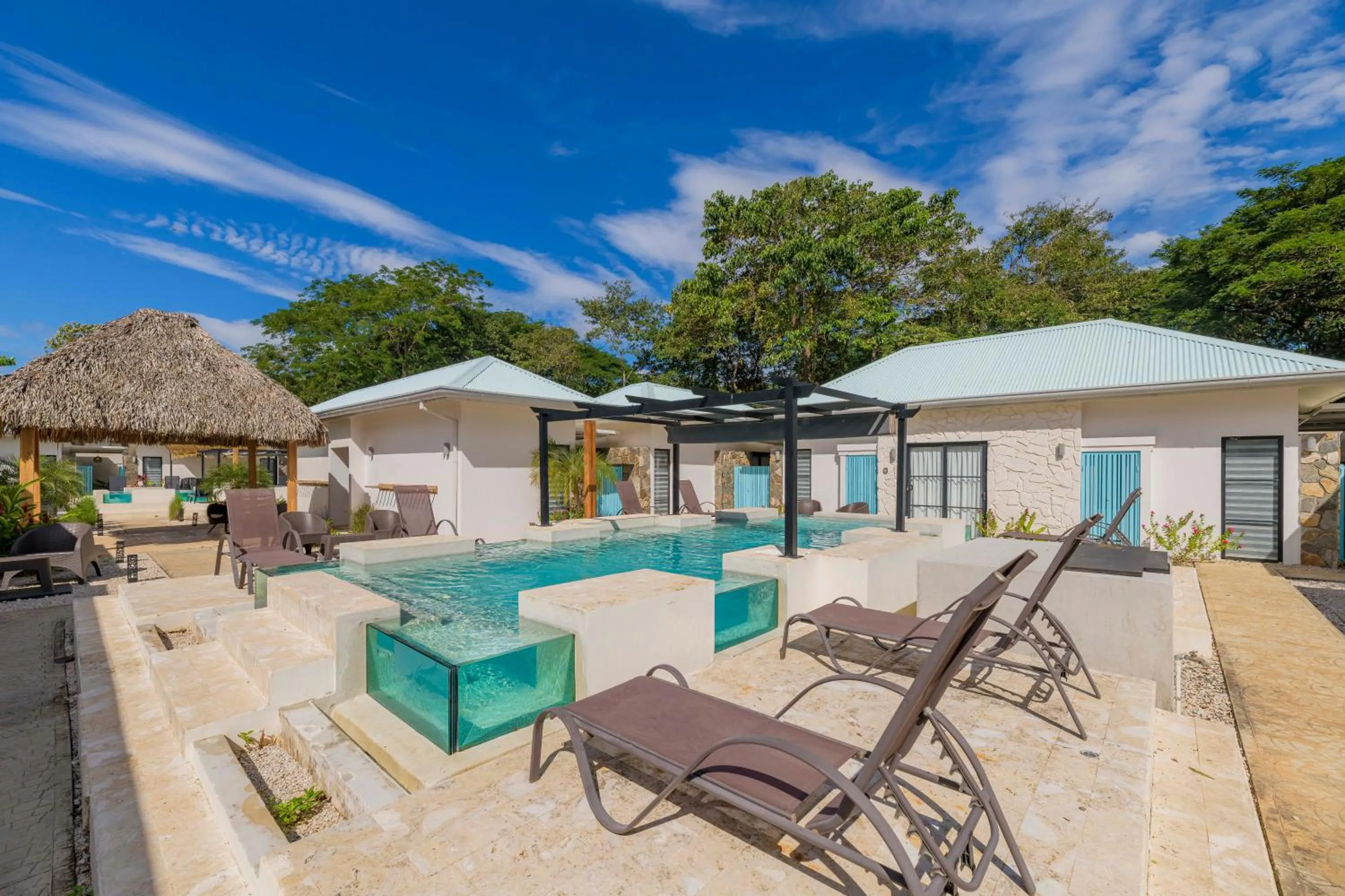 Property building in Villas VR Beachwalk Avellanas