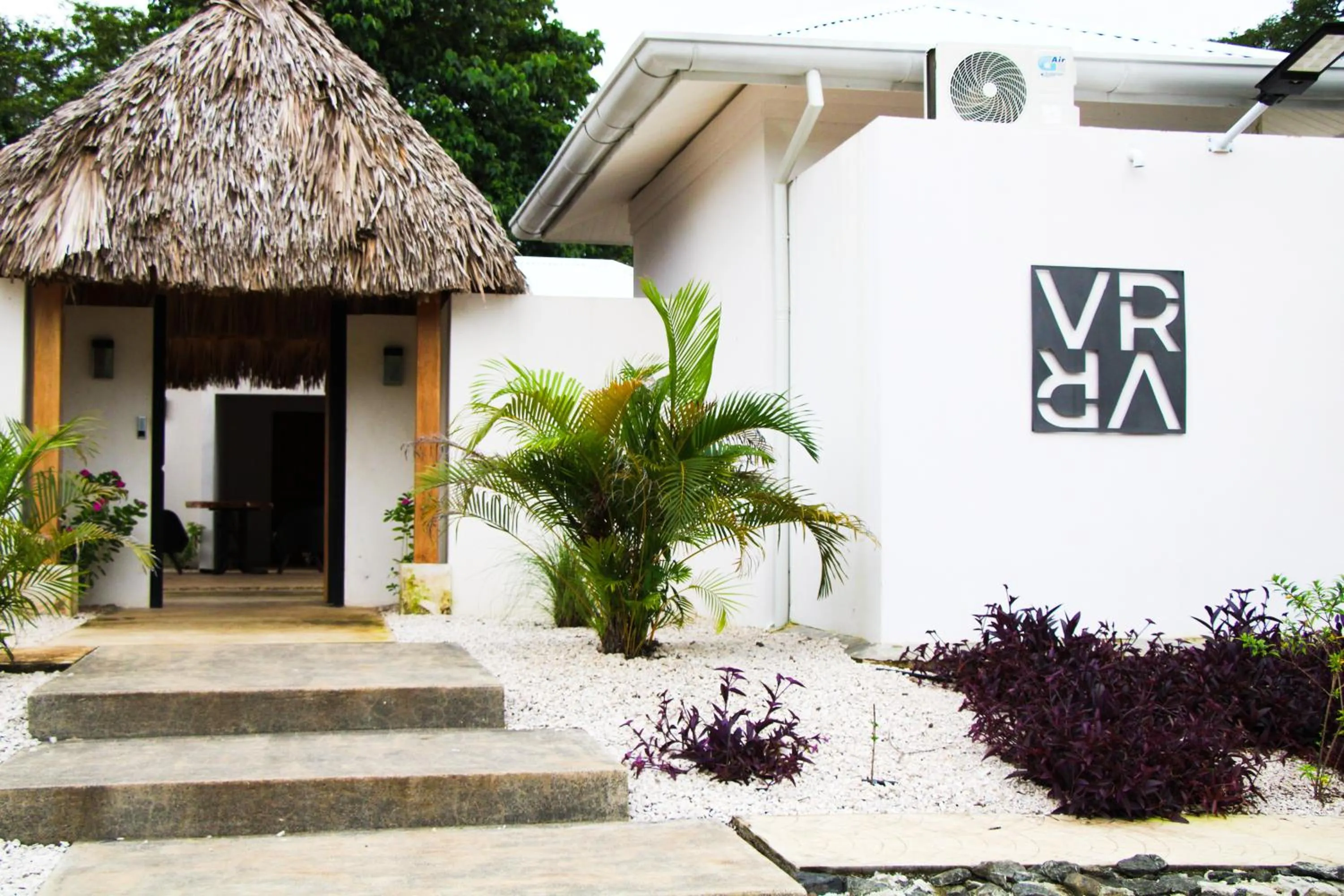 Facade/entrance in Villas VR Beachwalk Avellanas
