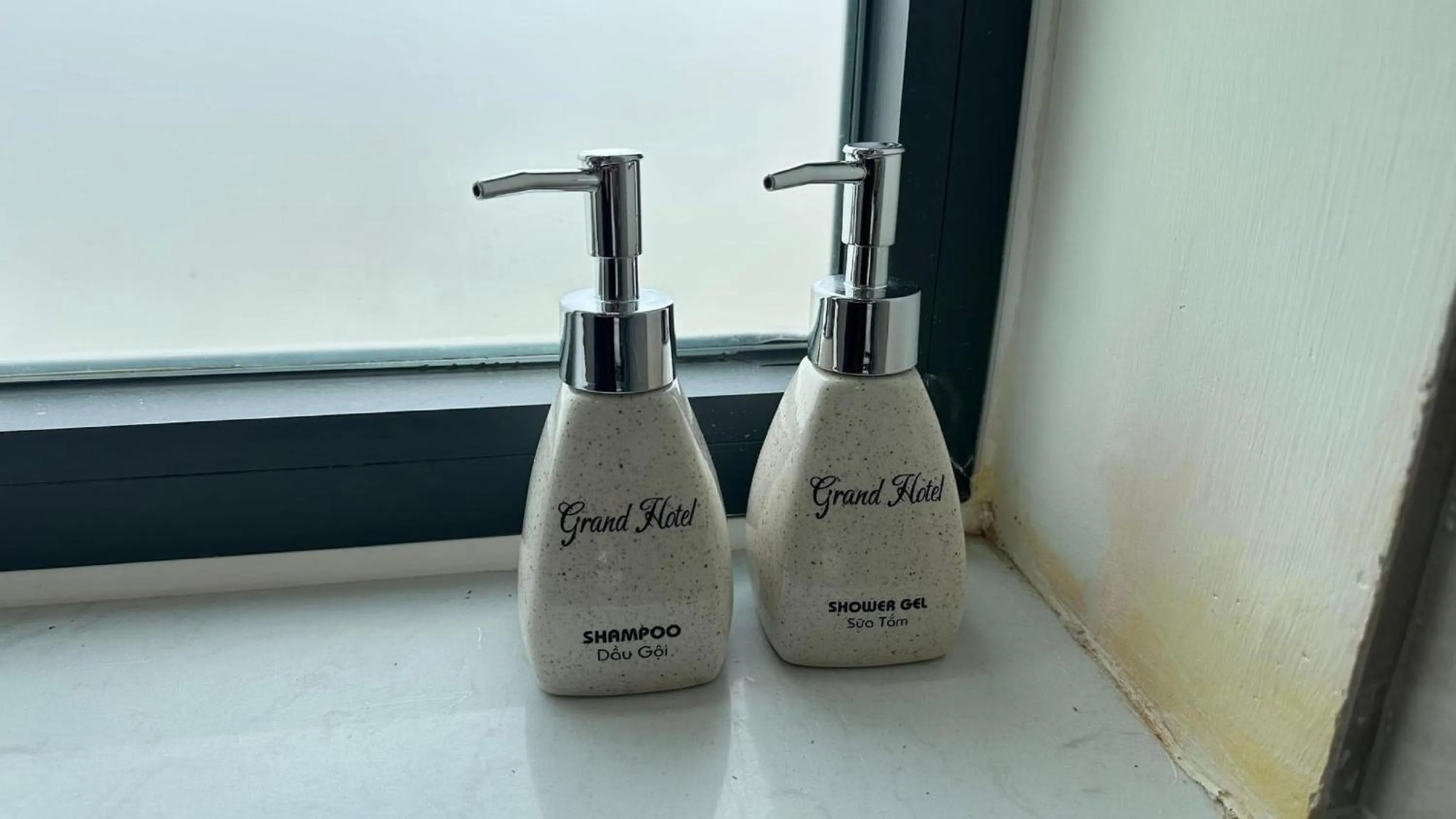 Shower in Thung Lũng Xanh TQK Hotel