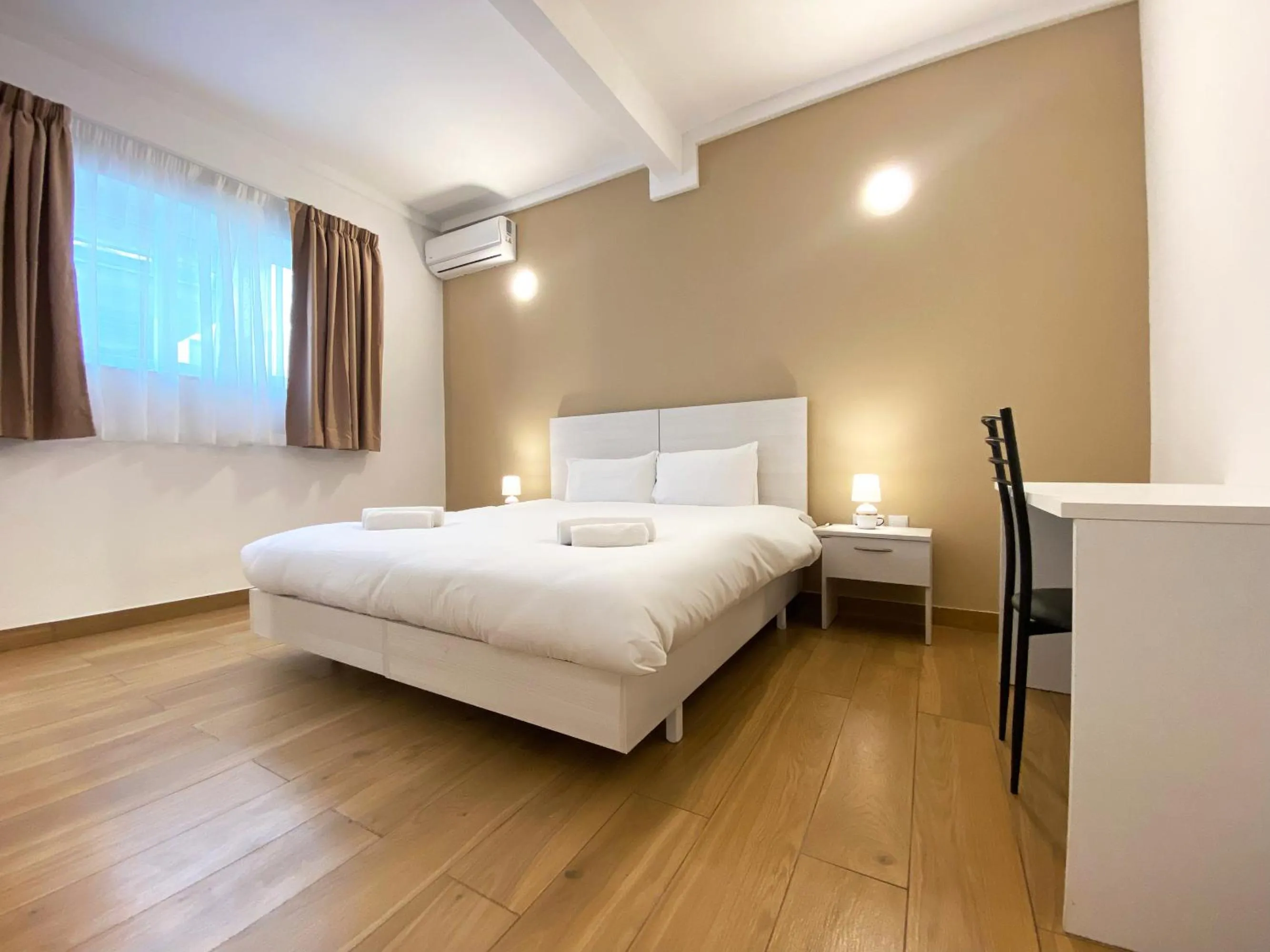 Bed in Miami Apartments