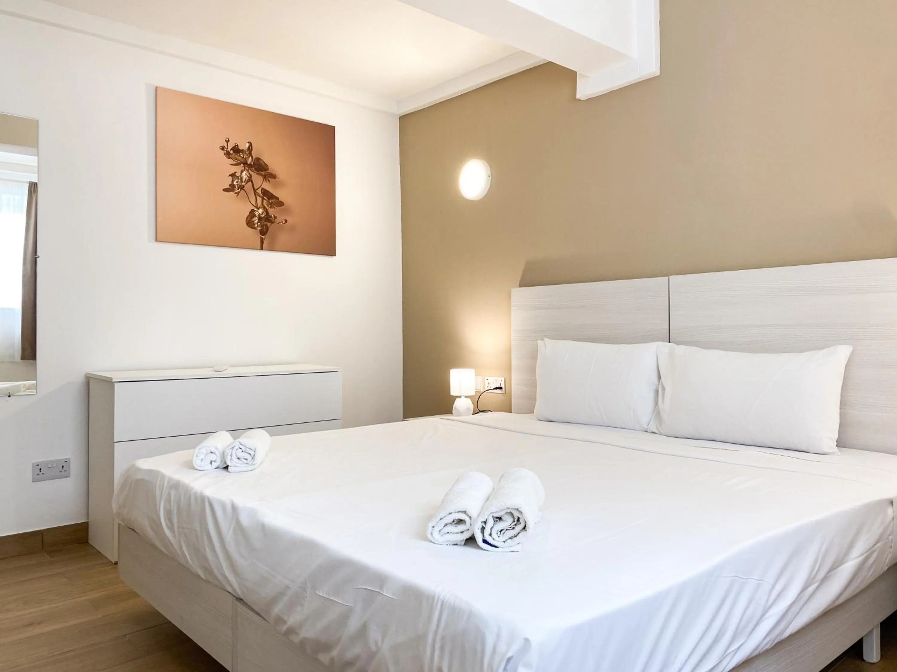 Bed in Miami Apartments