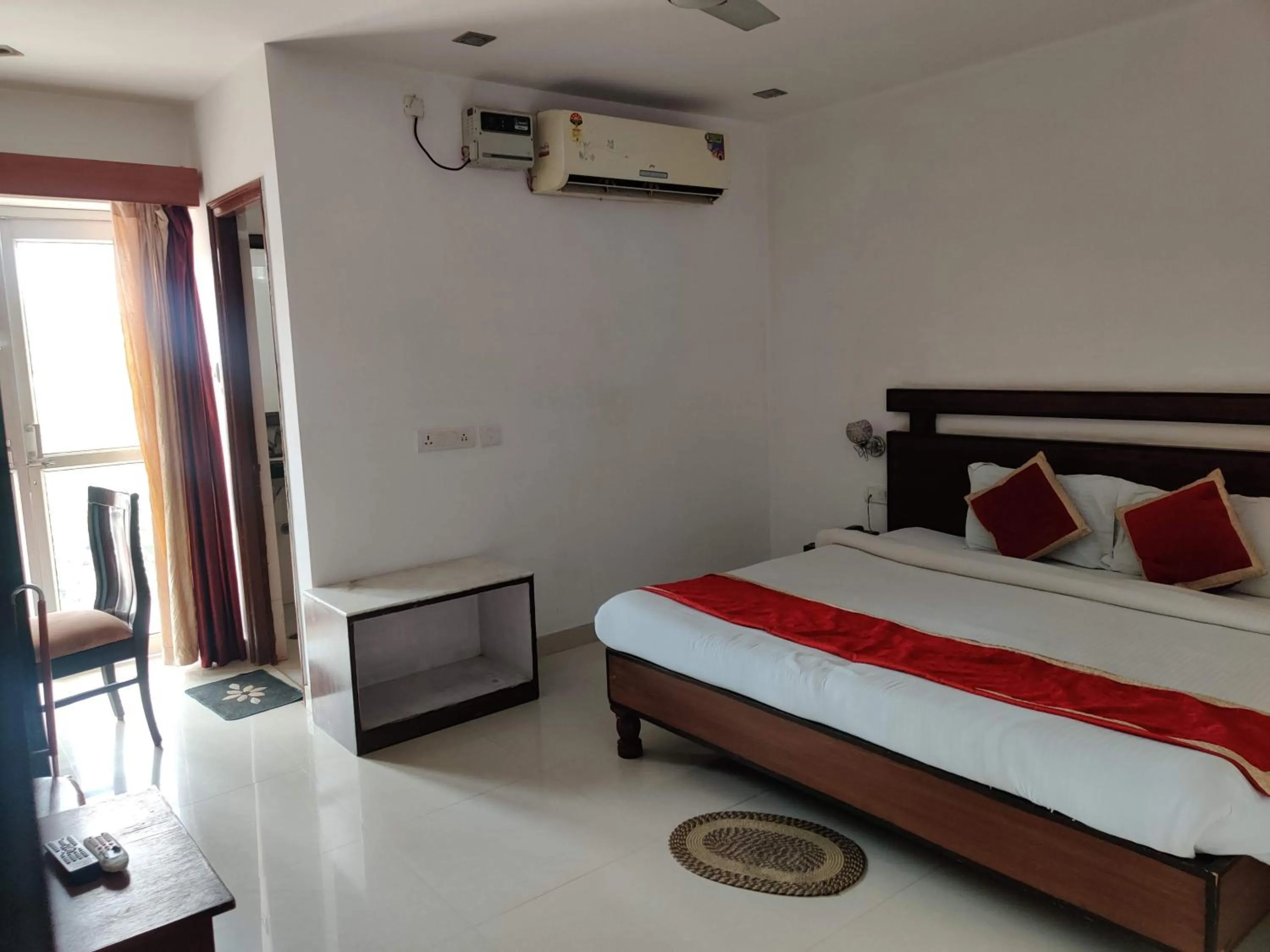 Bed in Euro Star Inn