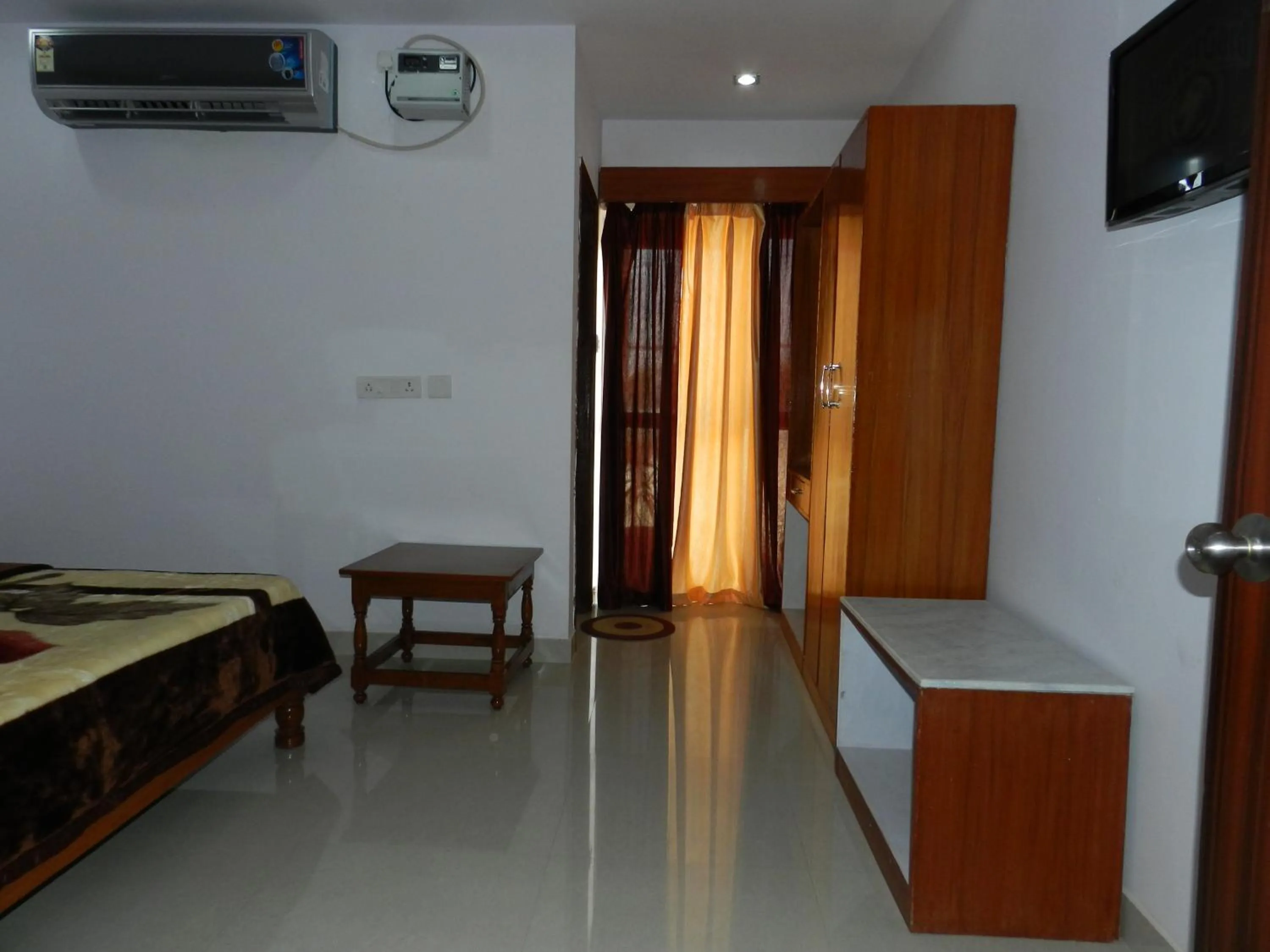 TV and multimedia in Euro Star Inn