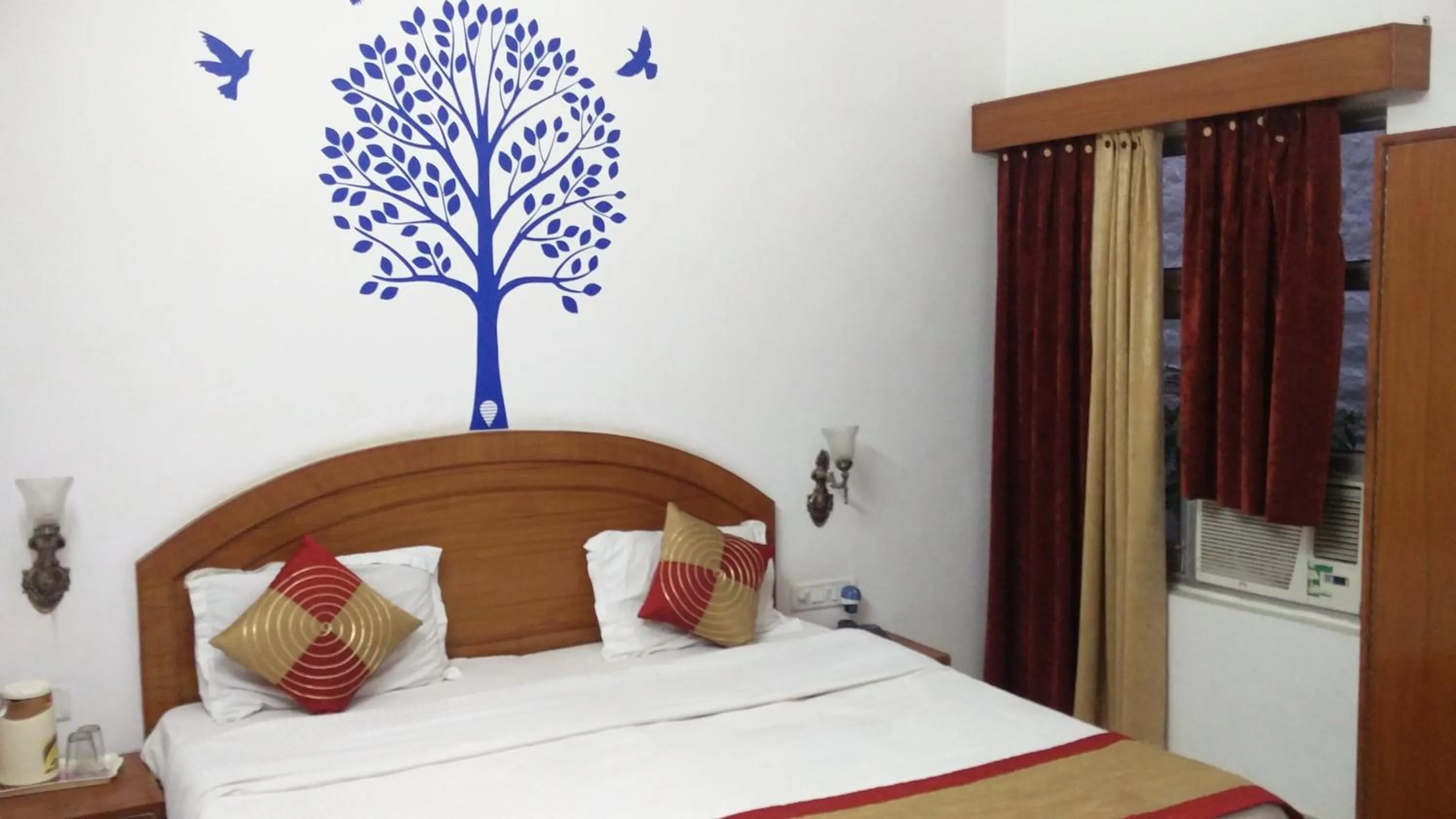 Bedroom in Euro Star Inn