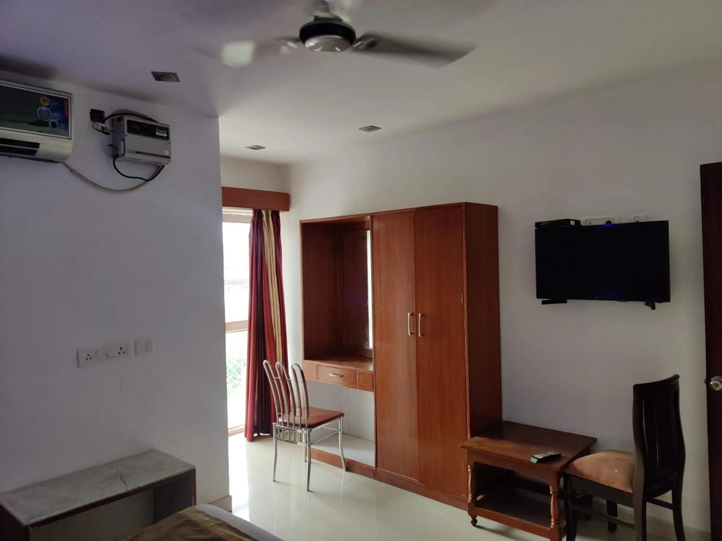 fireplace in Euro Star Inn