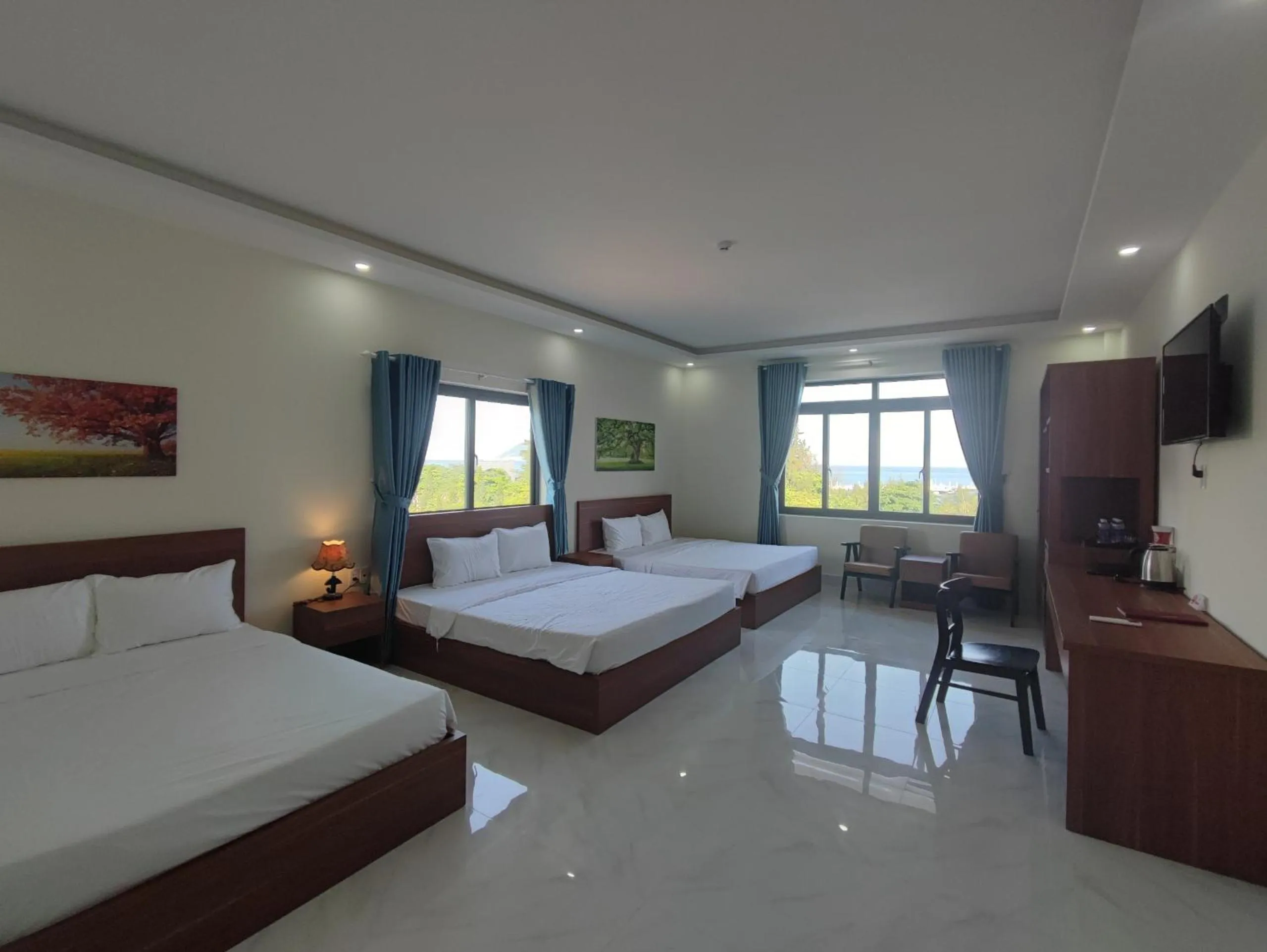 Photo of the whole room, Bed in Hoàng Anh Côn Đảo Hotel