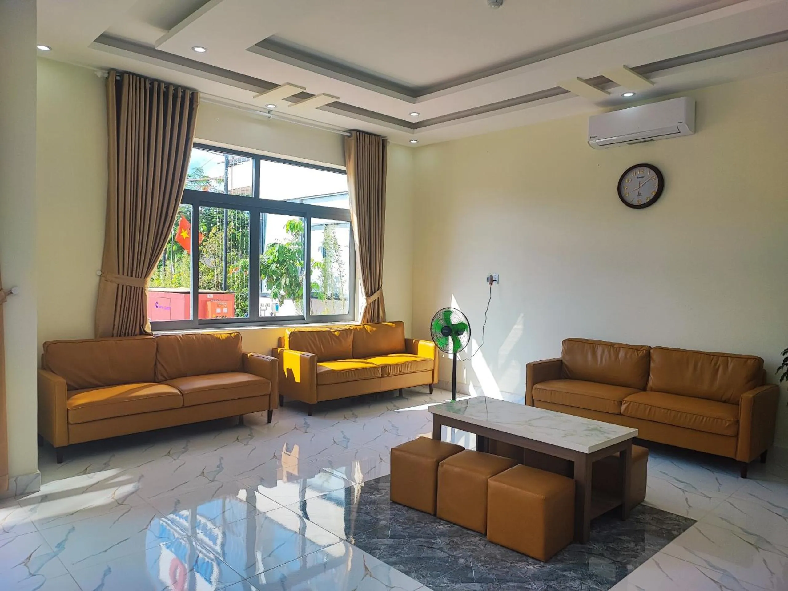 Lobby or reception in Hoàng Anh Côn Đảo Hotel