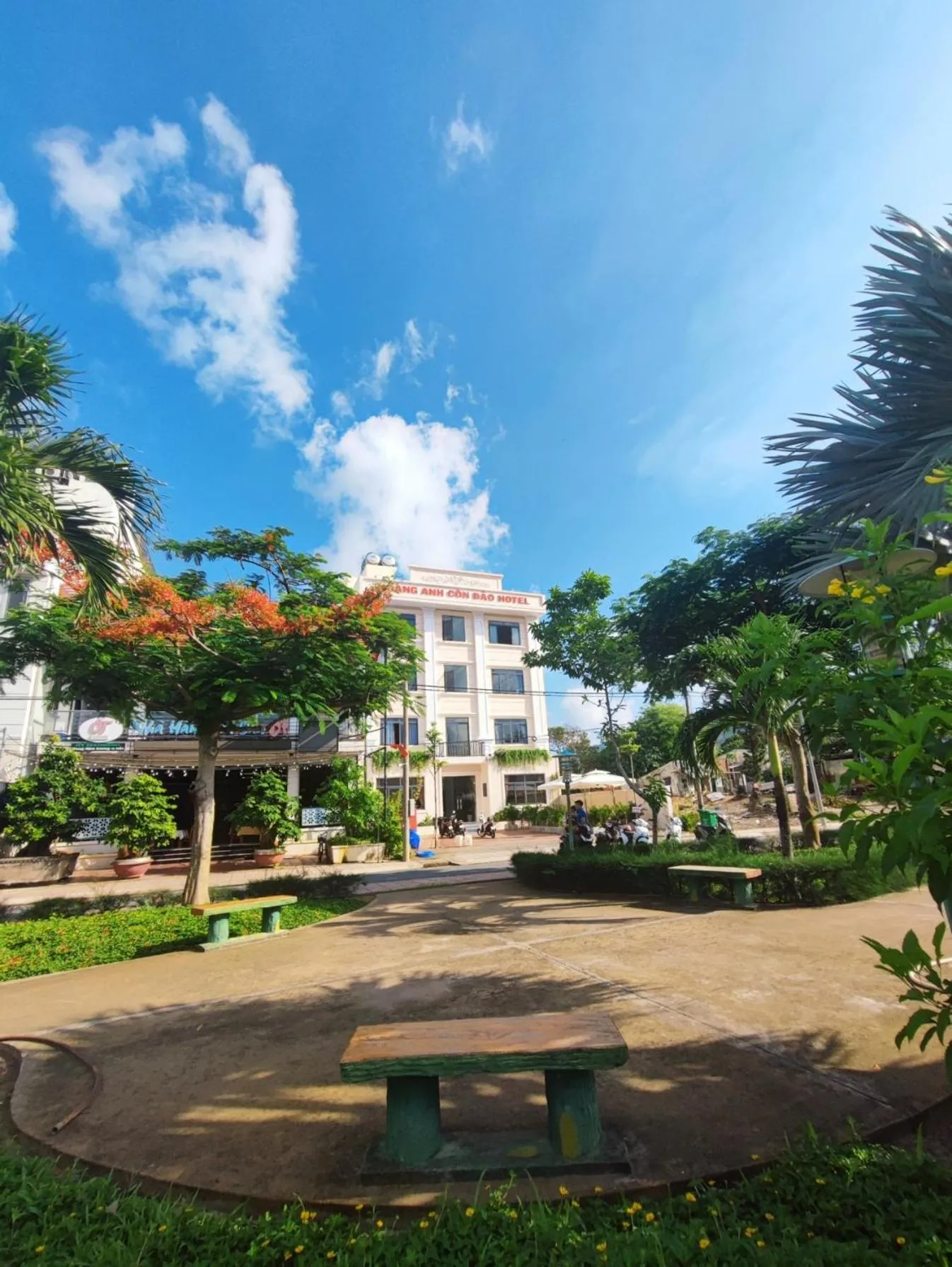 Neighbourhood in Hoàng Anh Côn Đảo Hotel