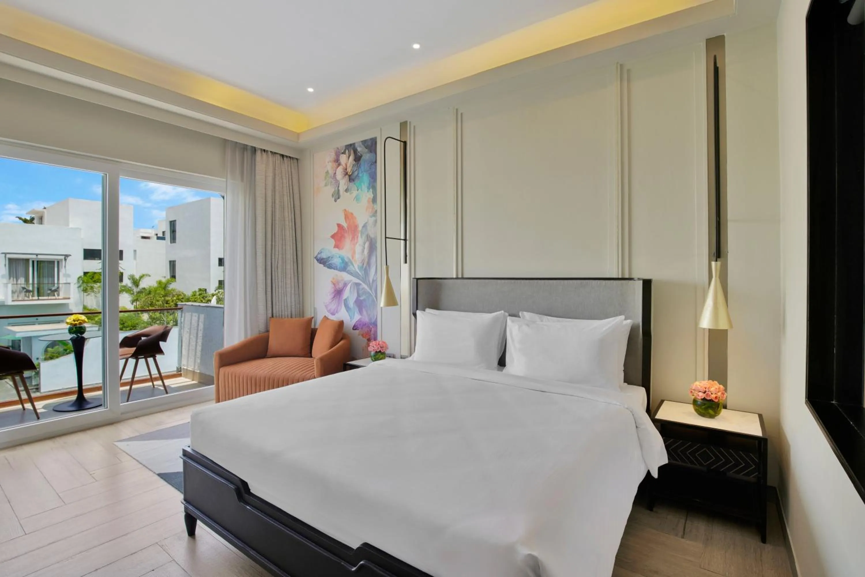 Swimming pool, Bed in Pramod Lands End Resort, a member of Radisson Individuals