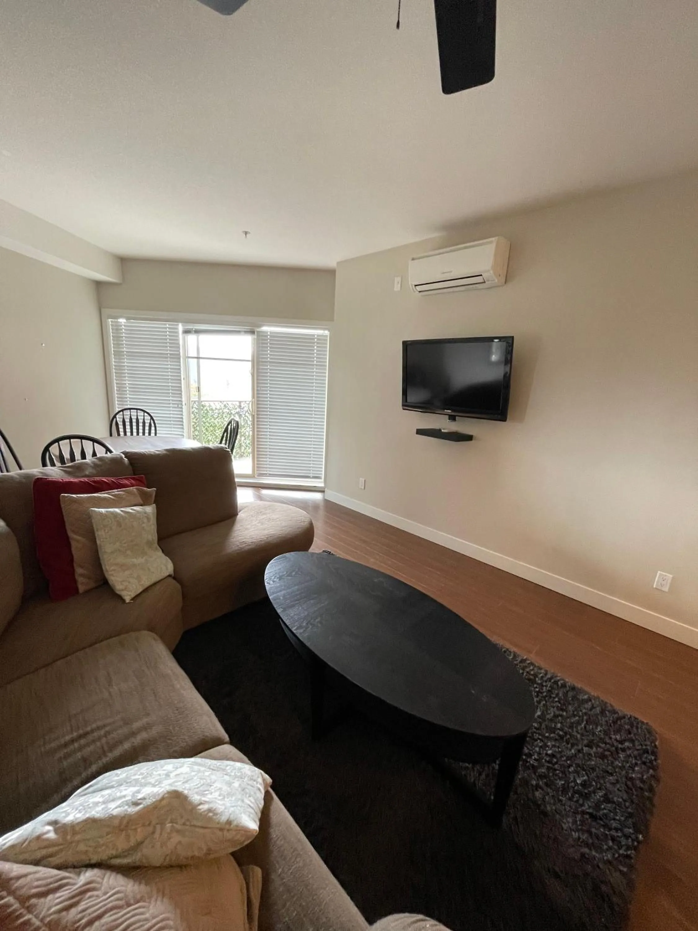 Stay In The Okanagan - Copper Sky, West Kelowna