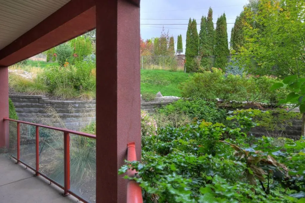 Garden in Stay In The Okanagan - Copper Sky, West Kelowna