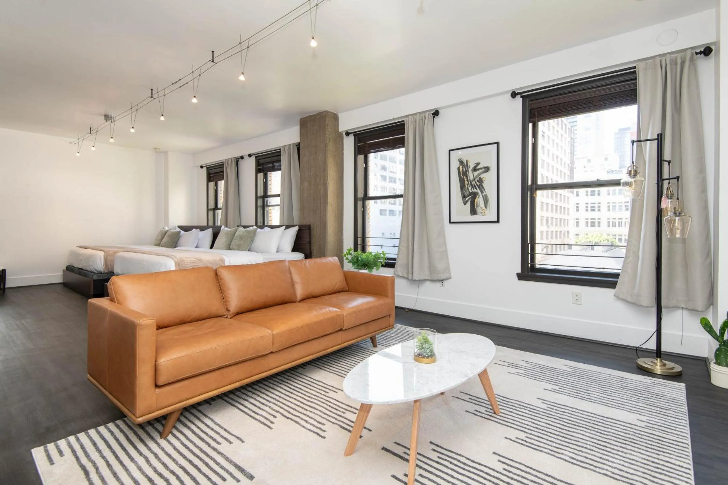Living room, Bed in DTLA Boutique Hotel