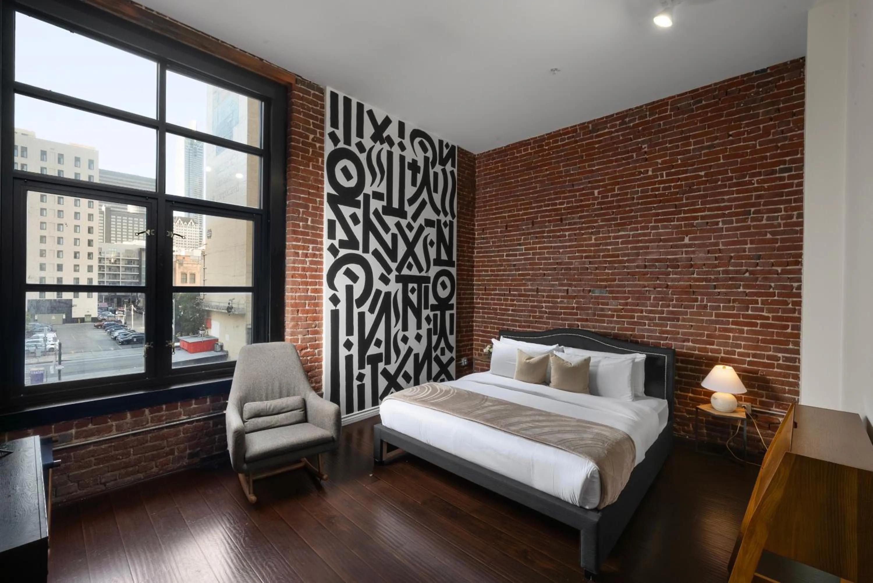 Bed in Audemar Boutique Hotel and Apartment Homes