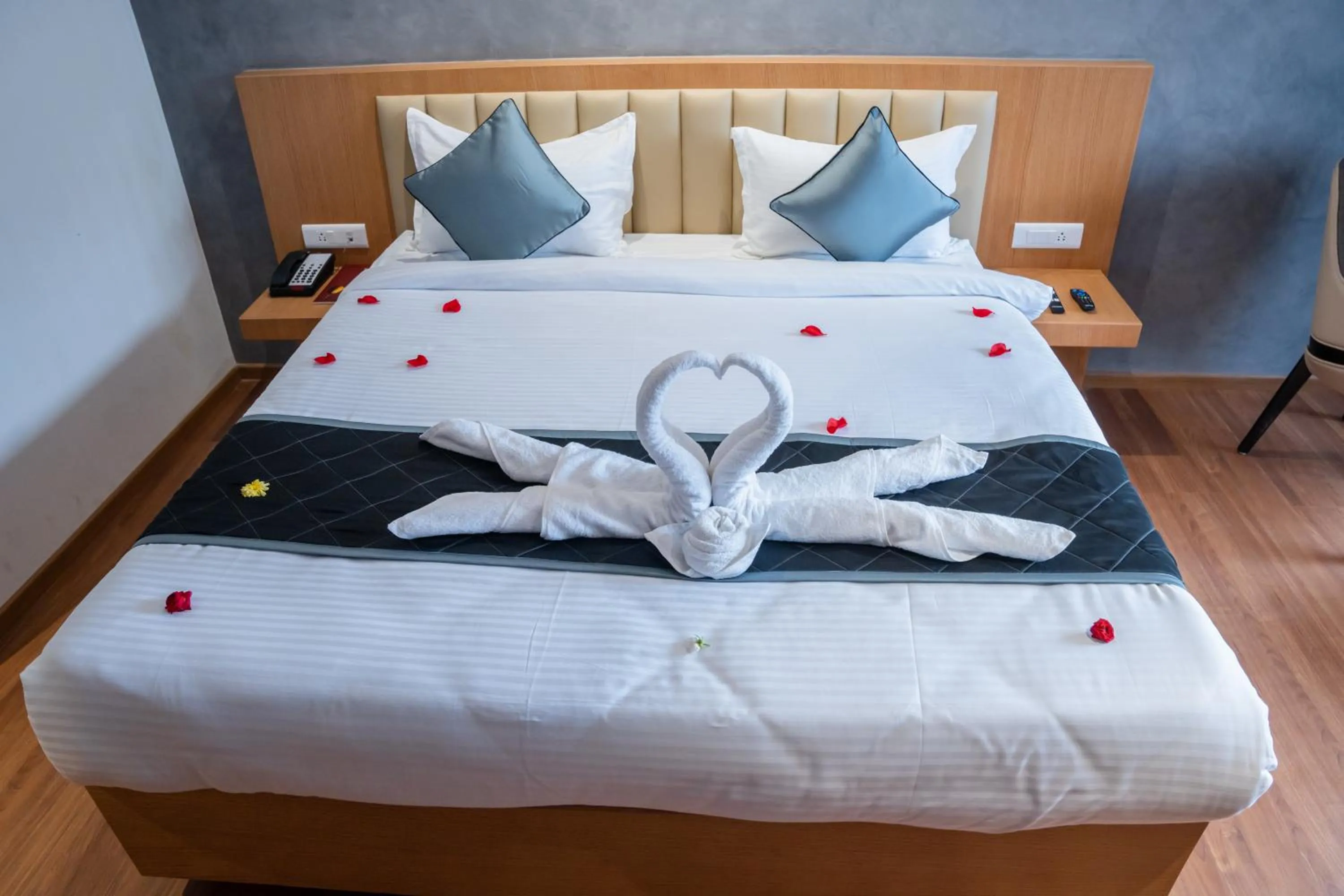 Bed in Hotel Tulips Grand