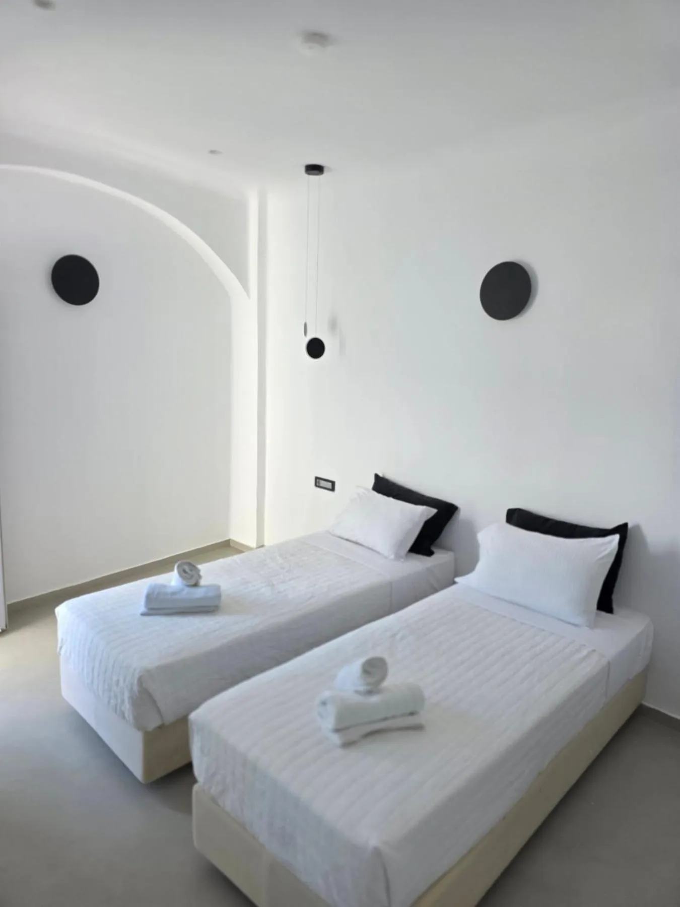 Bed in Tataki Family Hotel