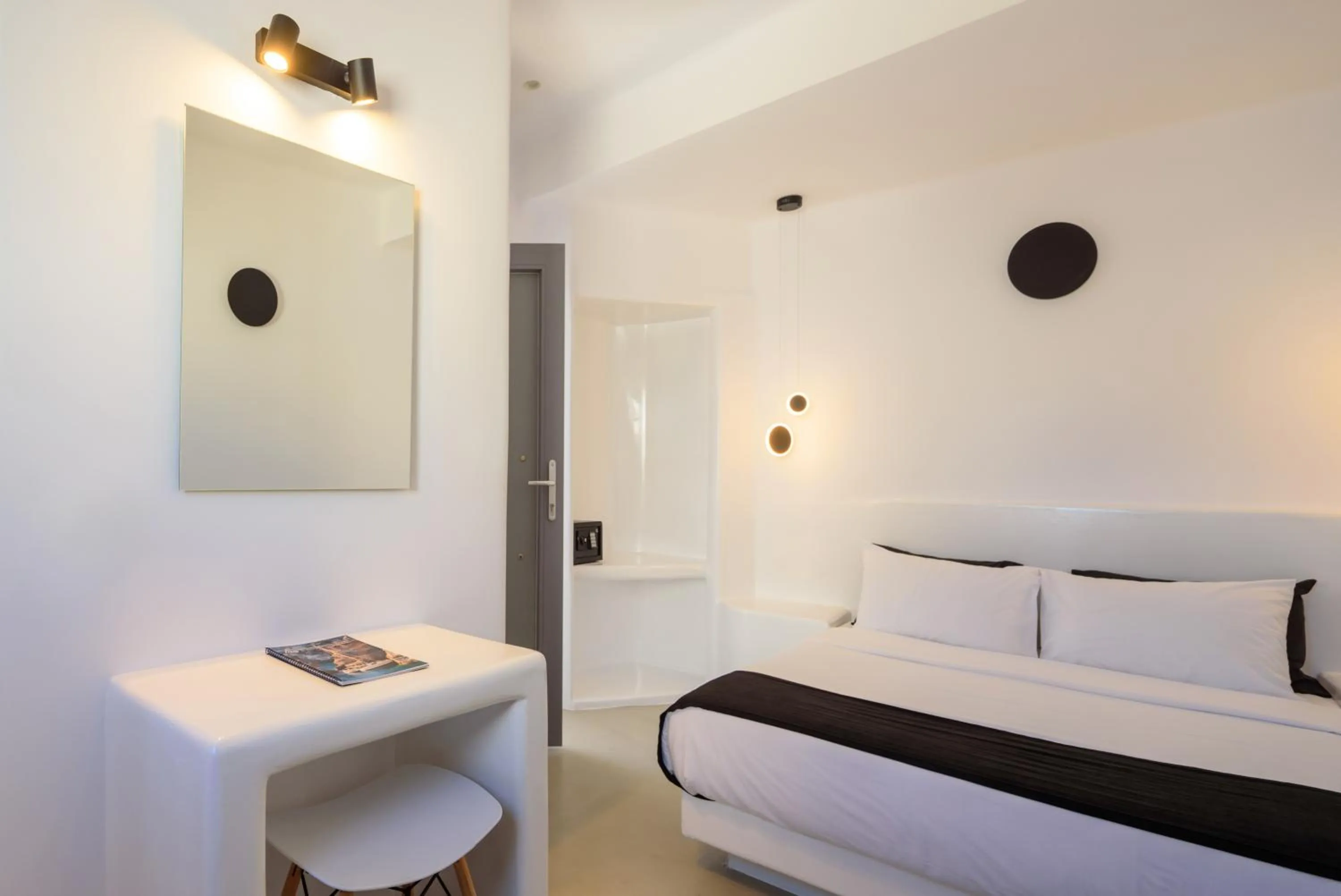 Bed in Tataki Family Hotel