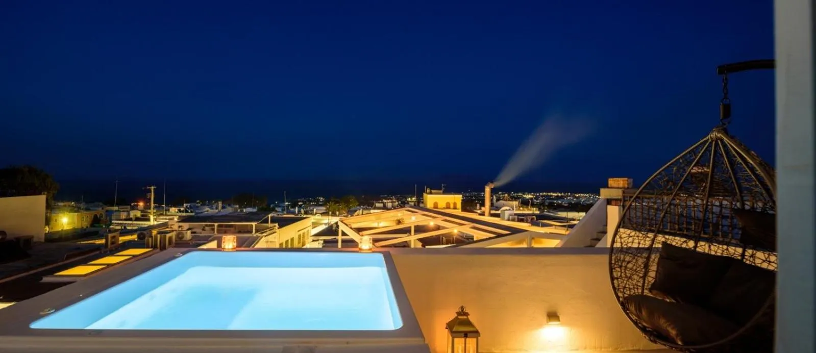 Night in Tataki Family Hotel