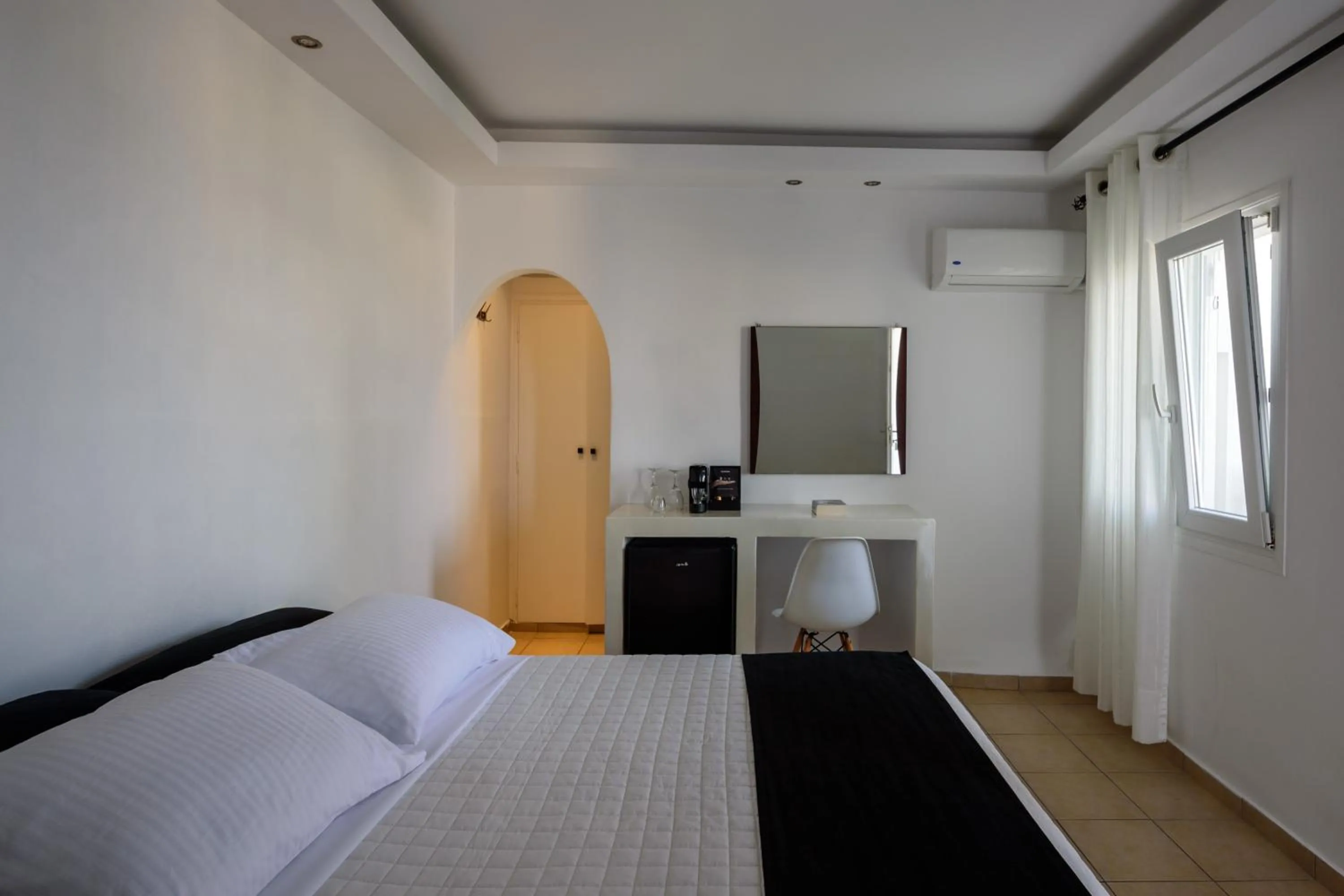 Triple Room with Sea View in Tataki Family Hotel