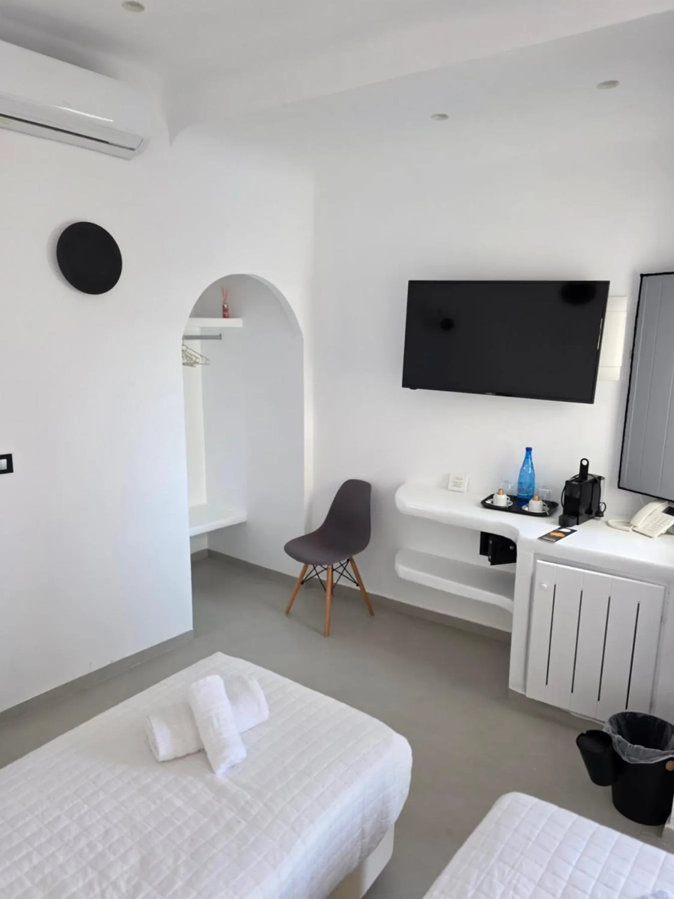 Bed in Tataki Family Hotel