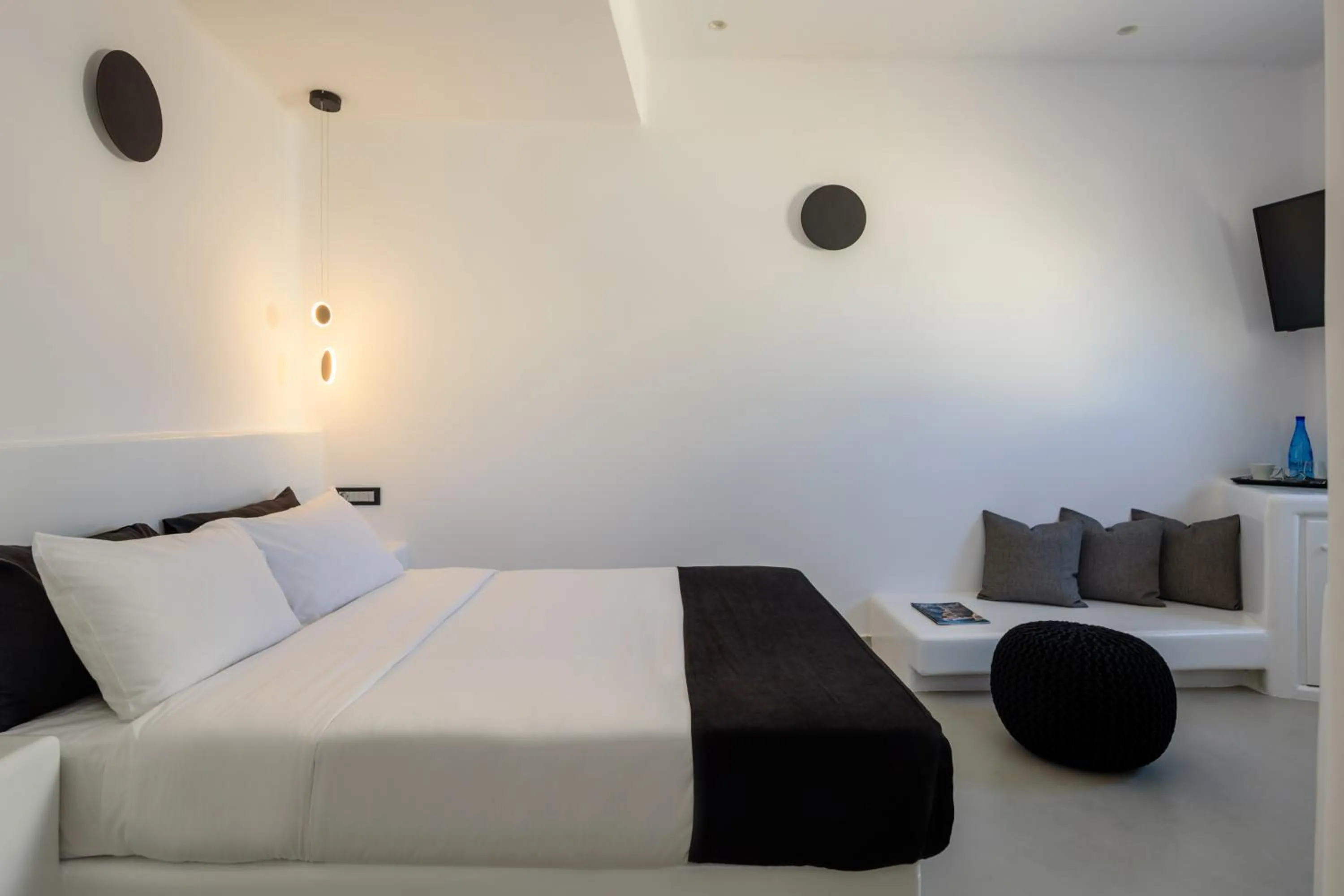 Bed in Tataki Family Hotel