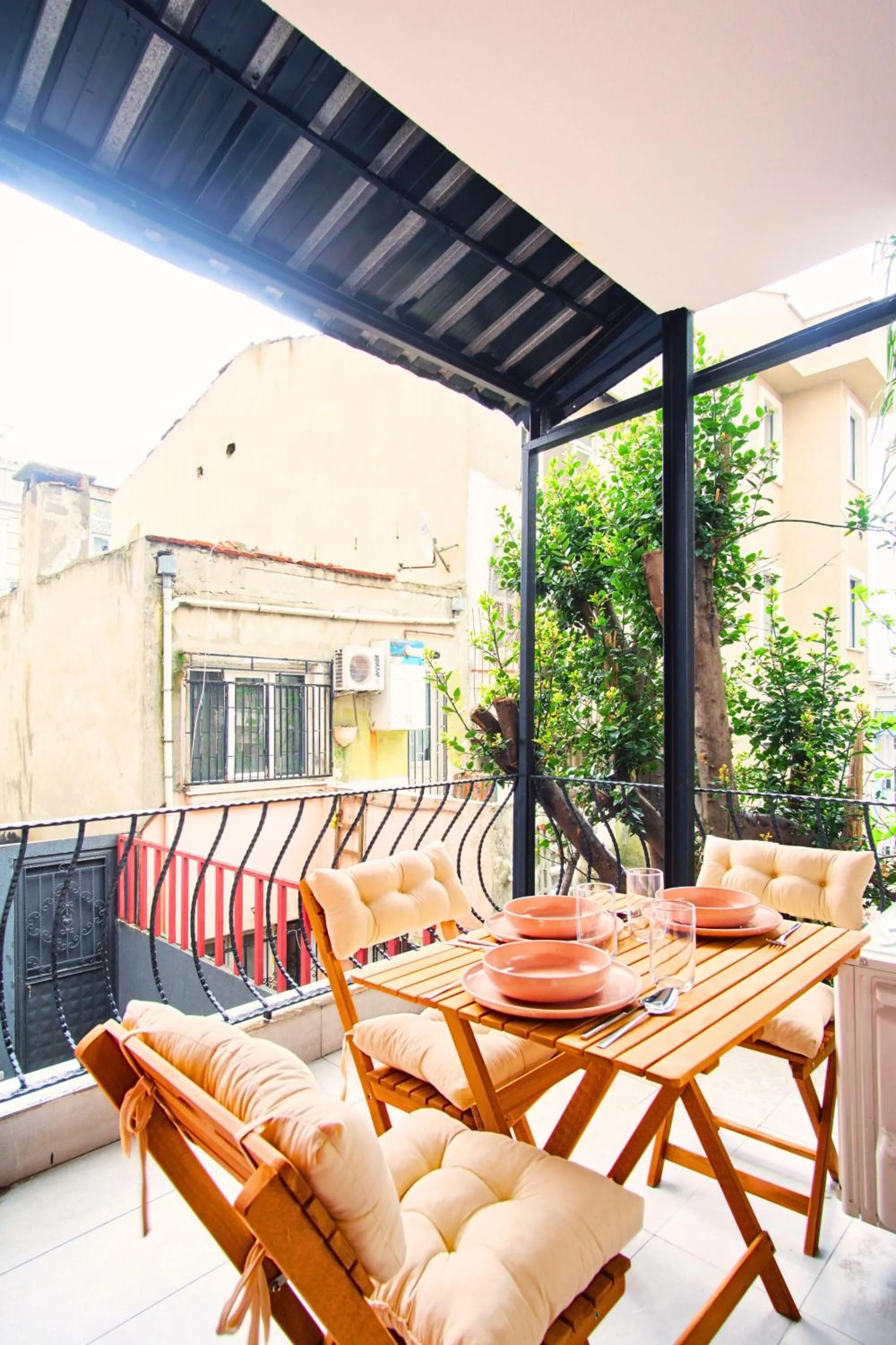 Balcony/Terrace in TAKS-INN Hotel