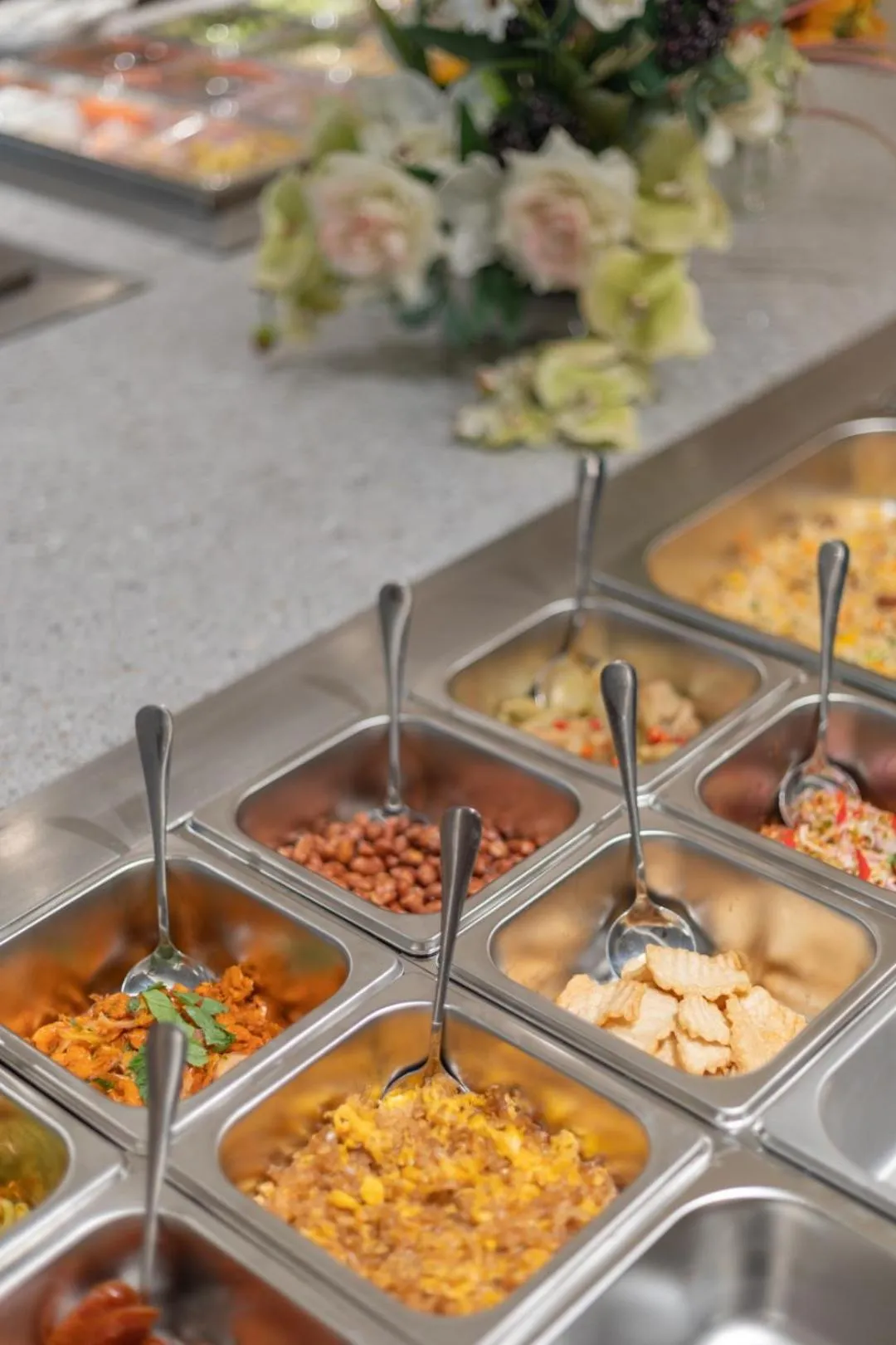 Restaurant/places to eat in Blue Hippo Hotel