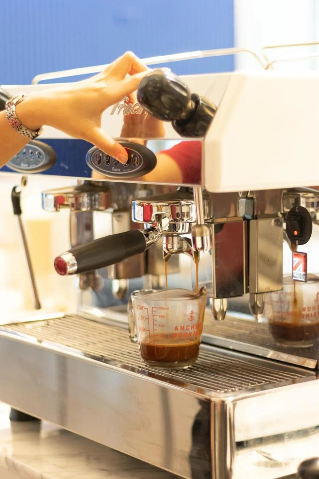 Coffee/tea facilities in Blue Hippo Hotel