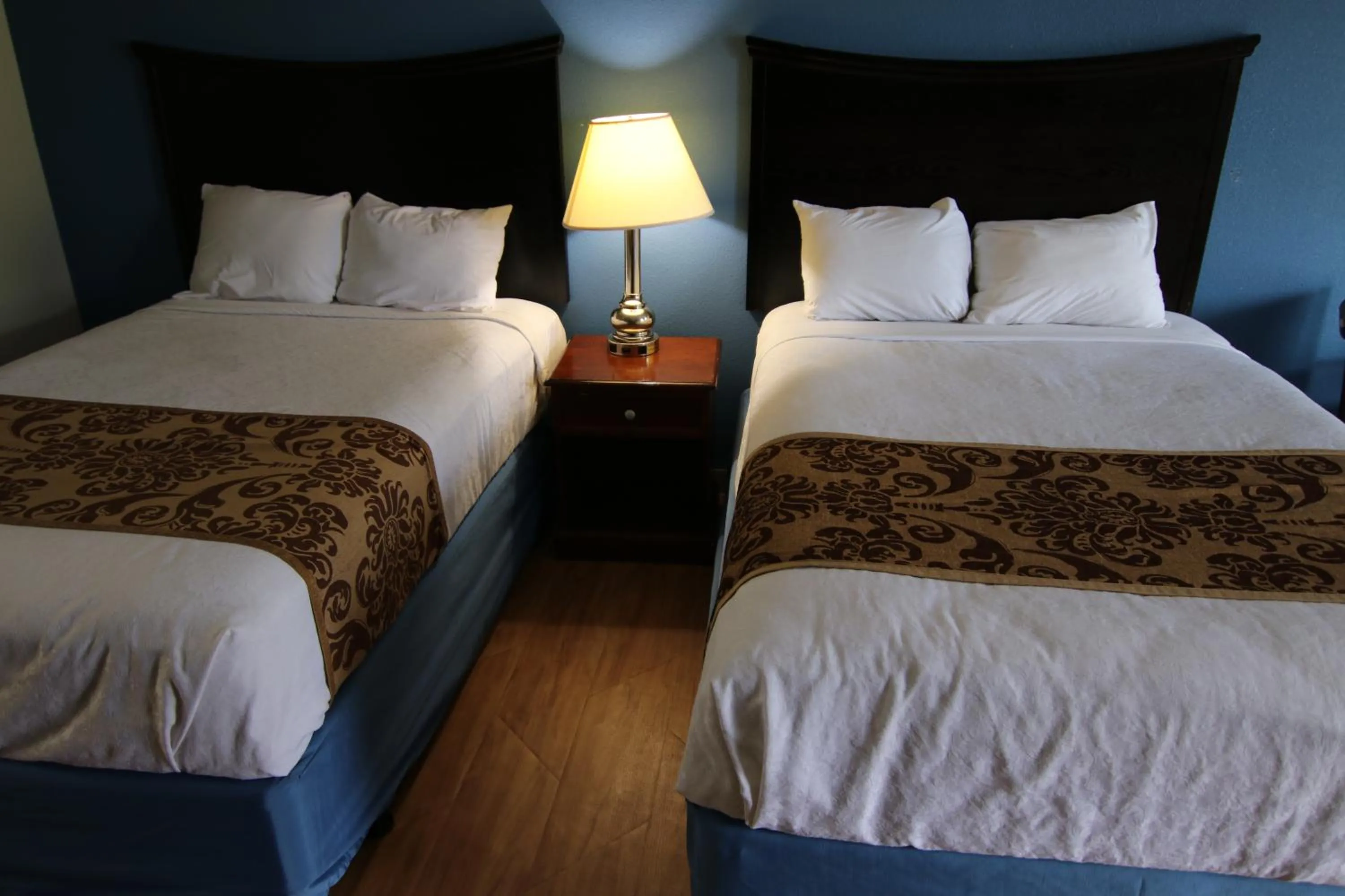 Bed in 121 Motel Battleboro